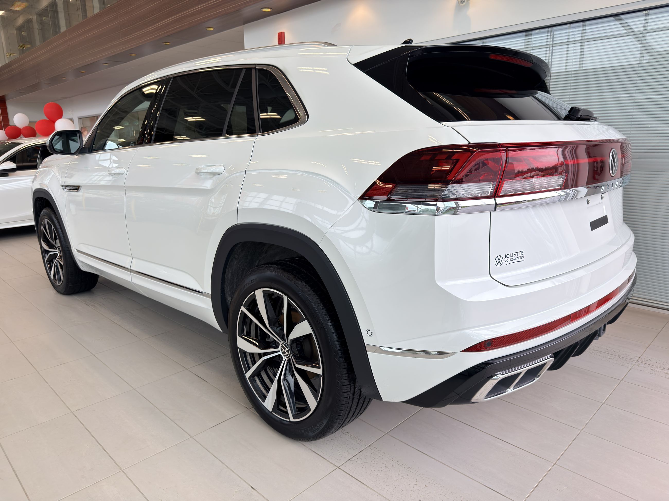 2026 Volkswagen Atlas Cross Sport Execline-11
