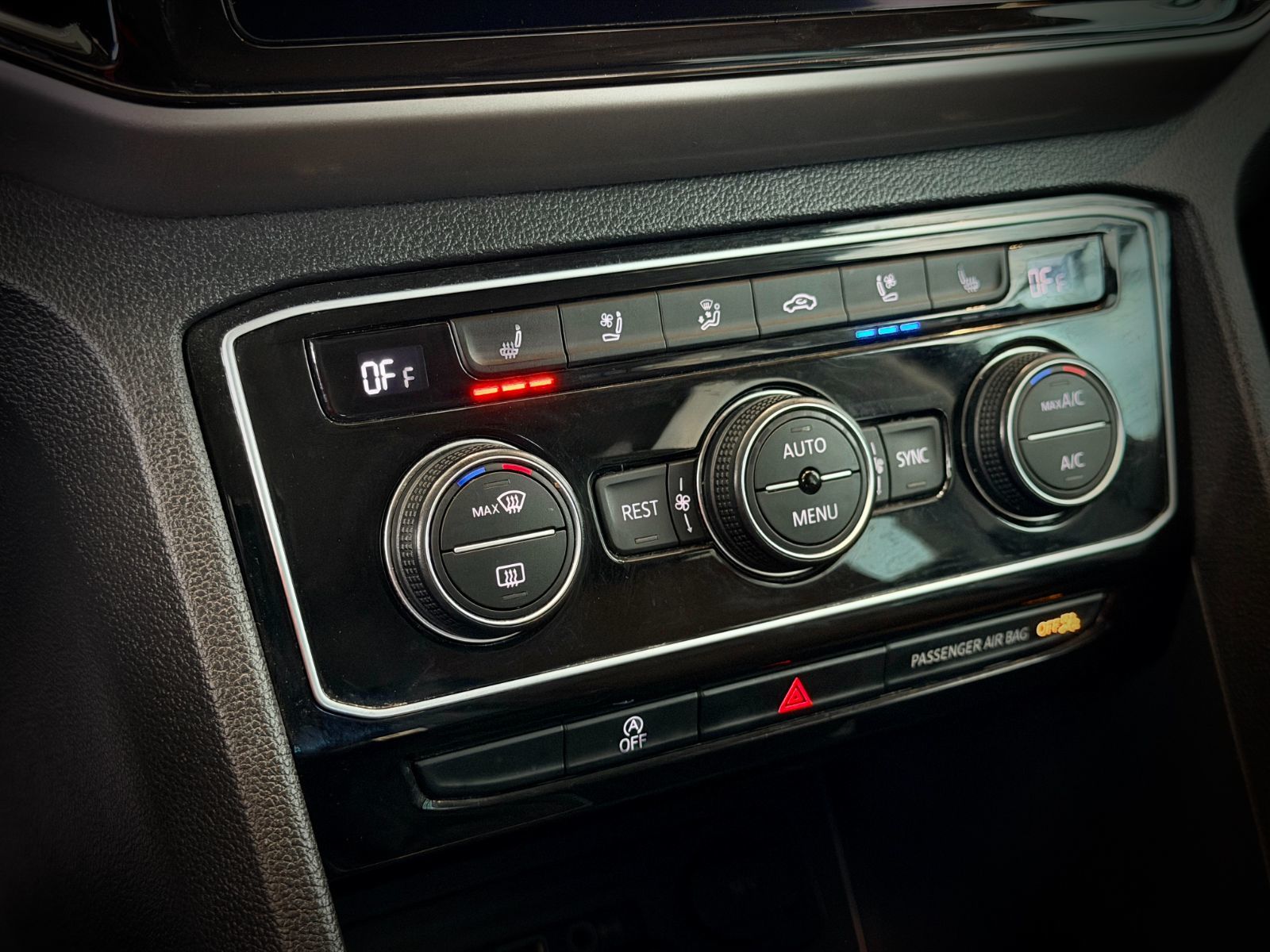 2021 Volkswagen Atlas Execline-32