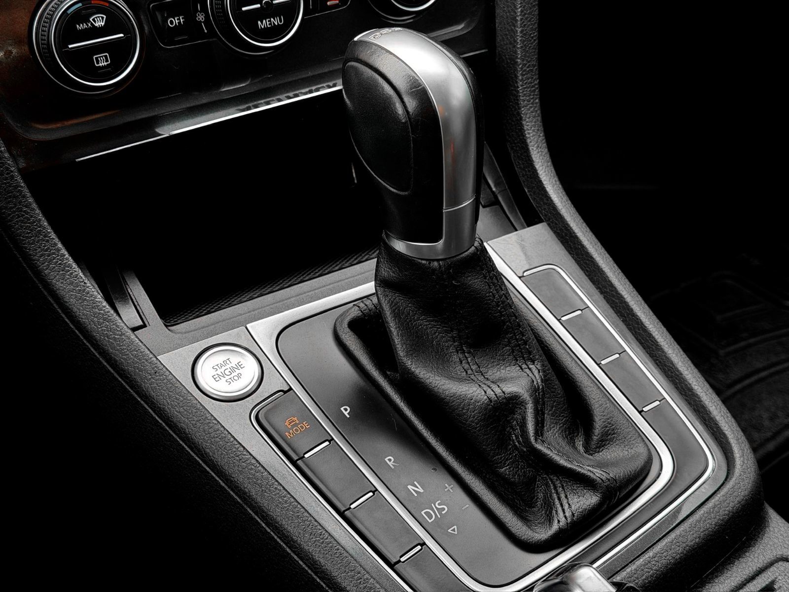 Volkswagen Golf Alltrack Sportwagen Highline 2019-31