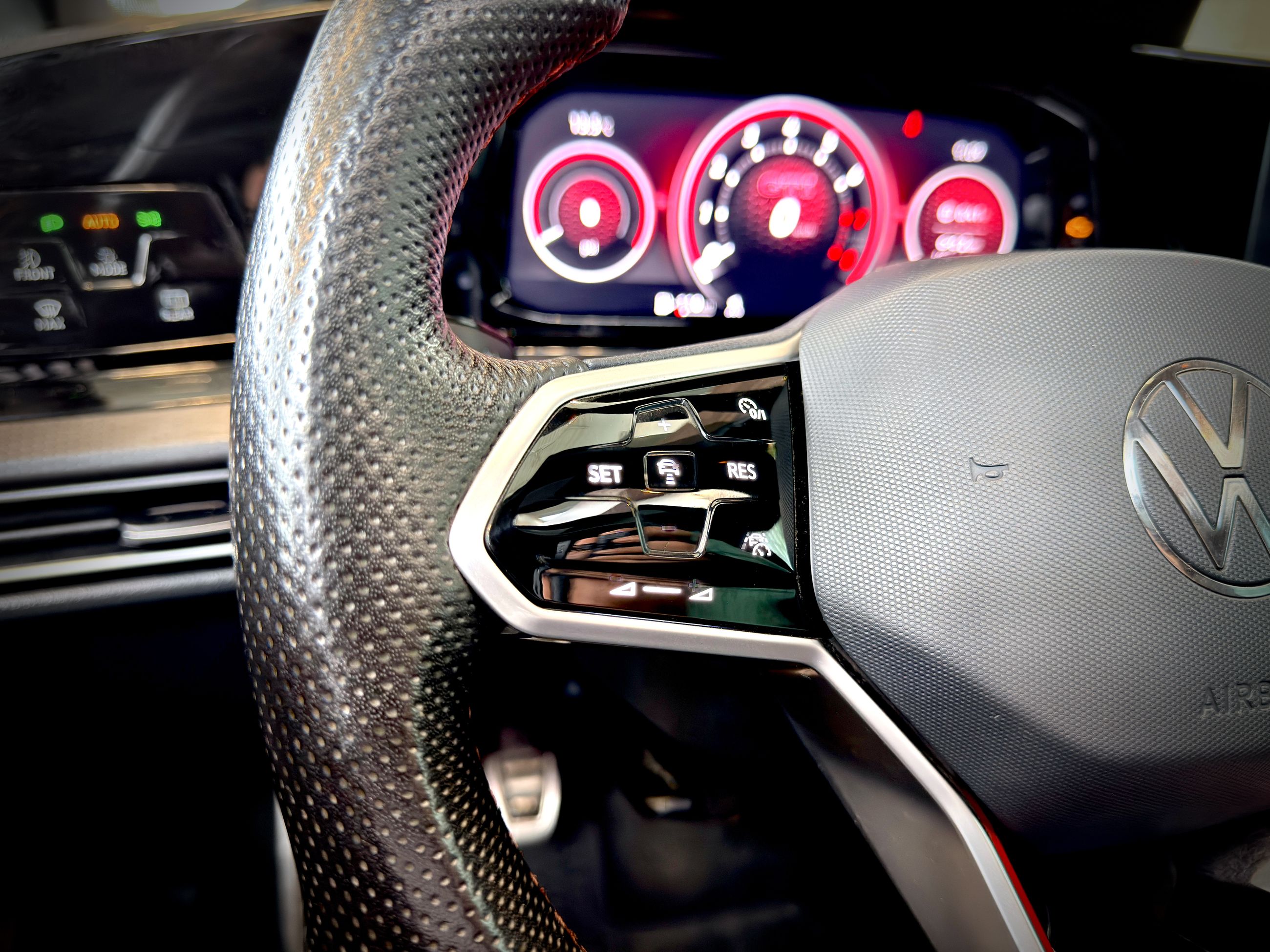 Volkswagen Golf GTI 380 Autobahn 2024-23