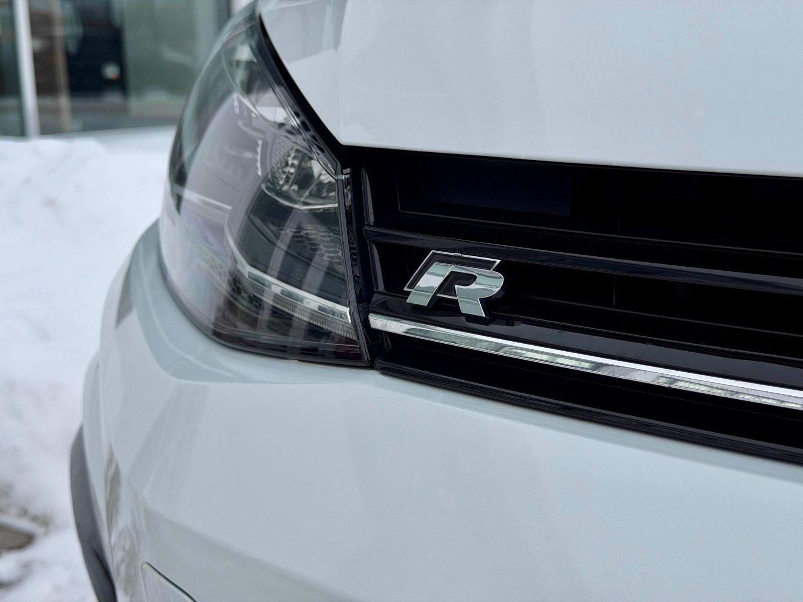 Volkswagen Golf R  2019-5