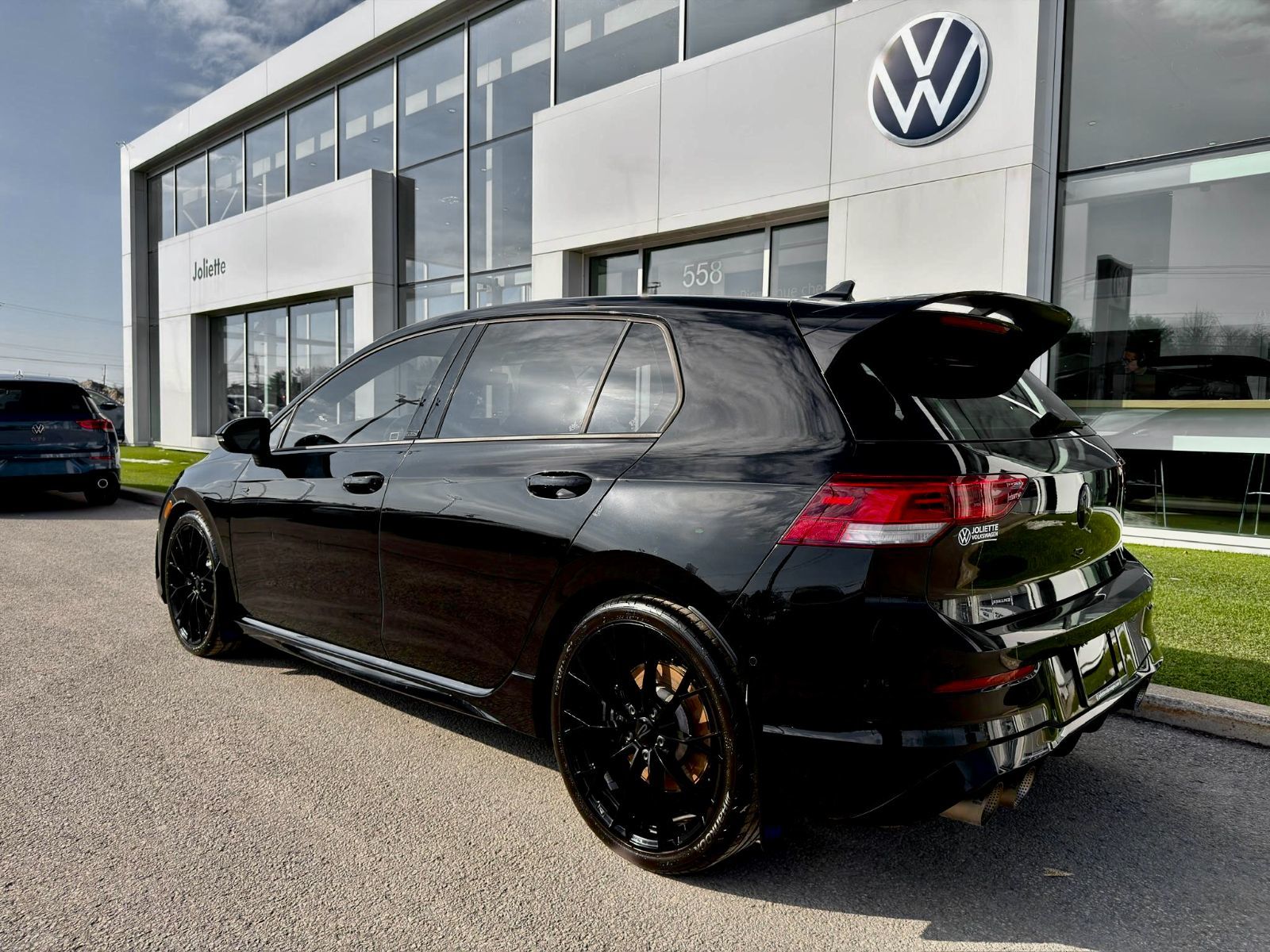 Volkswagen Golf R Black Edition 2025-10