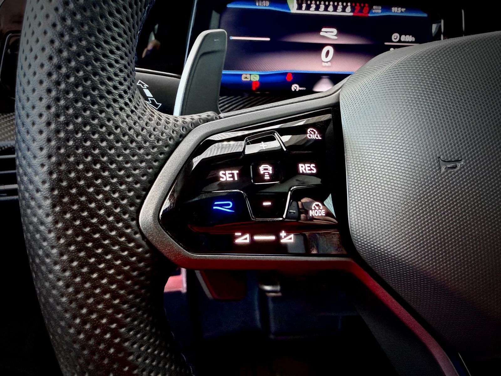 Volkswagen Golf R Black Edition 2025-26