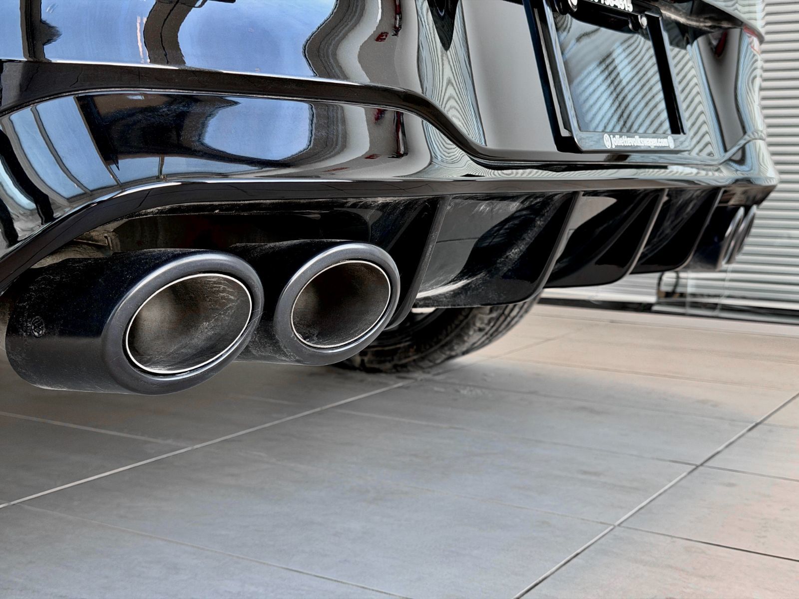 Volkswagen Golf R Black Edition 2025-14