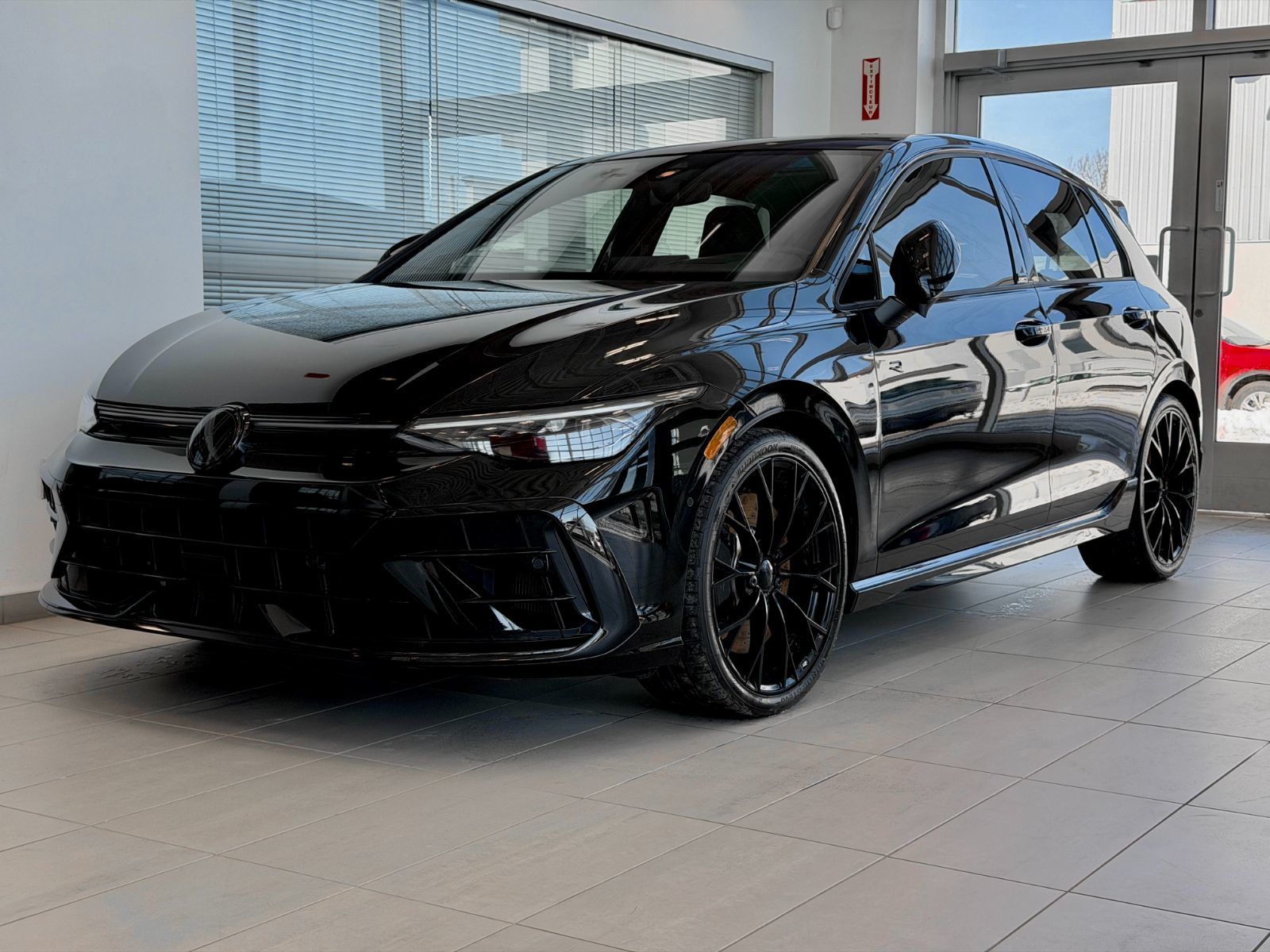 Volkswagen Golf R Black Edition 2025-2