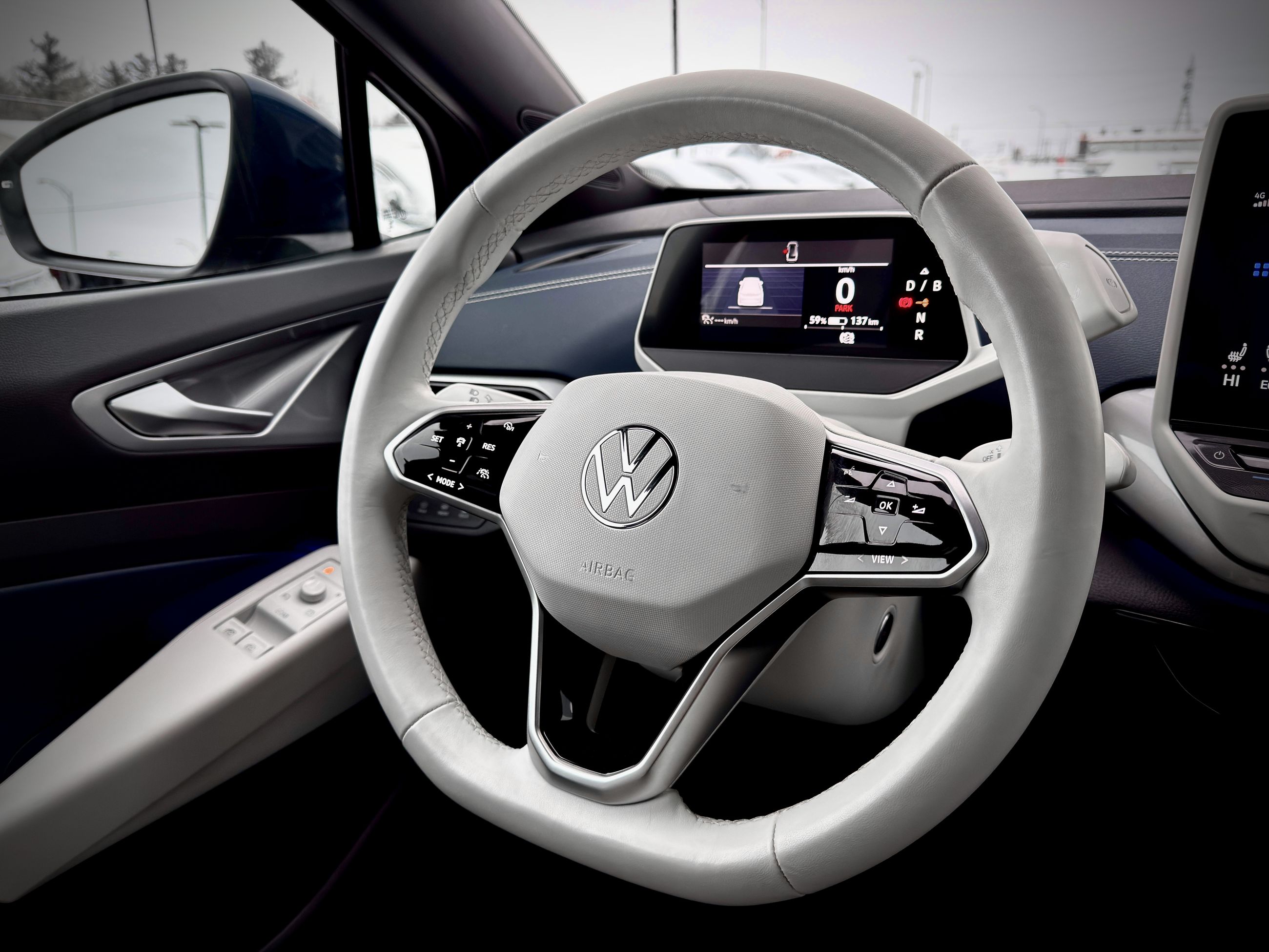 2023 Volkswagen ID.4 Pro-19