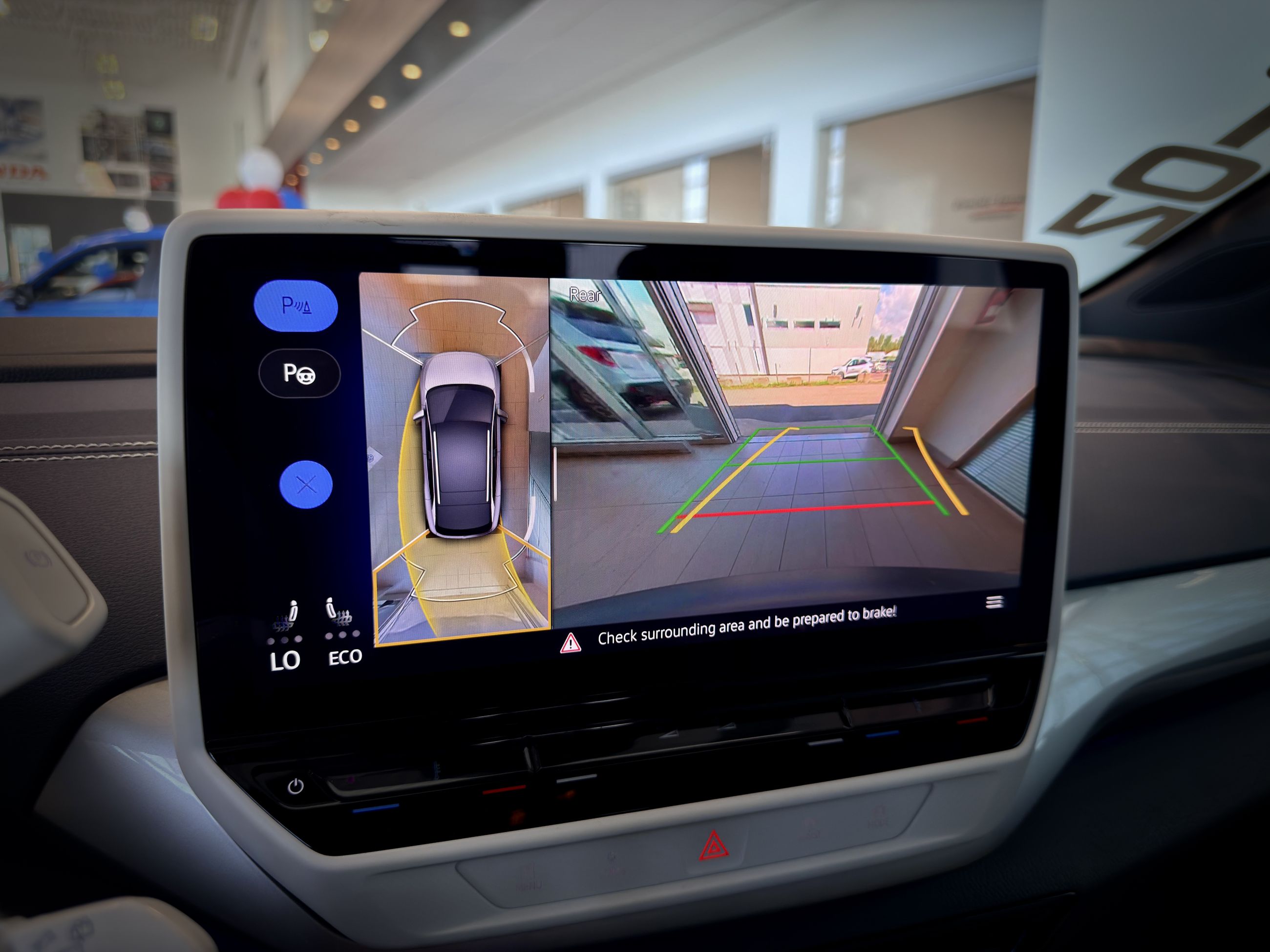 2023 Volkswagen ID.4 Pro S AWD-30