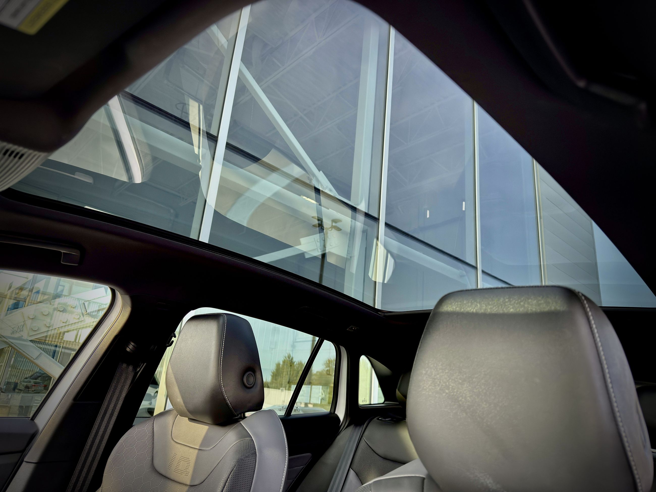 Volkswagen ID.4 Pro S 2024-16