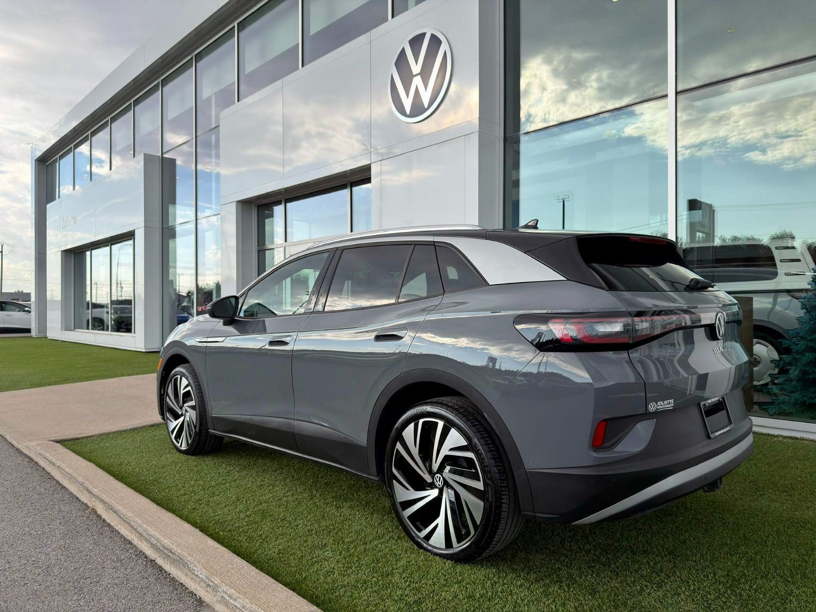 Volkswagen ID.4 Pro S 2025-8