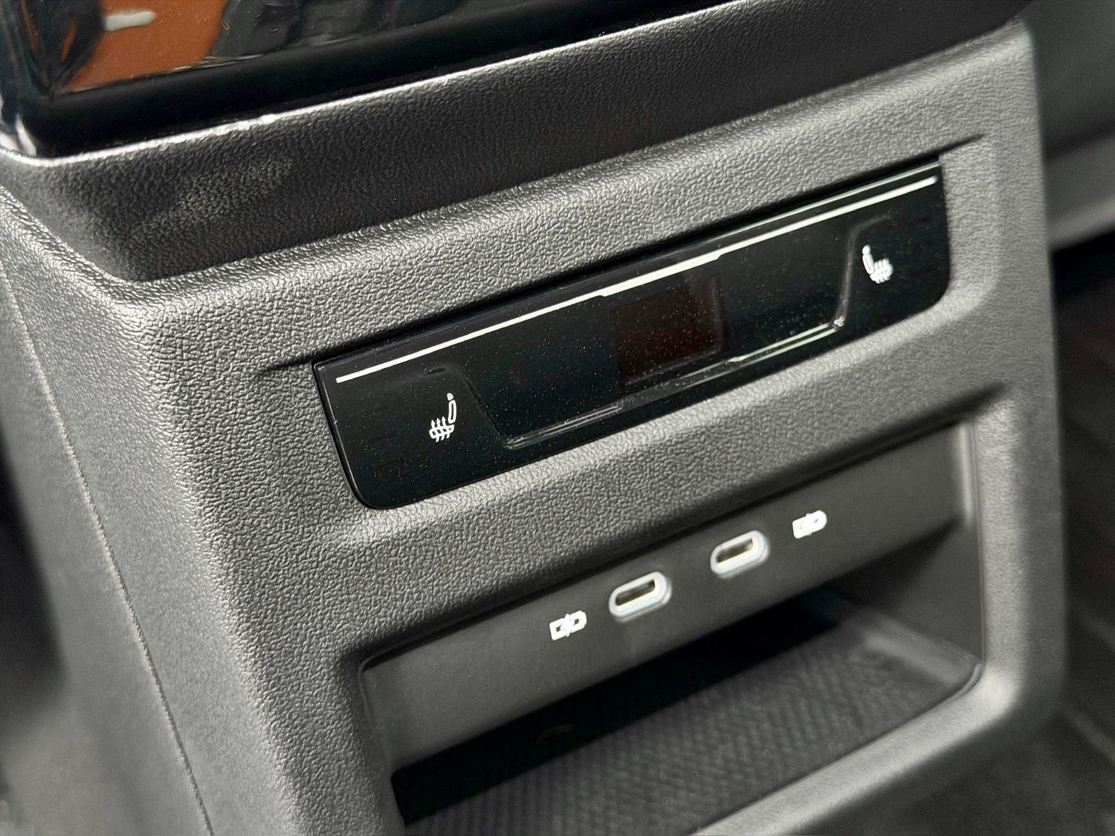 Volkswagen ID.4 Pro S 2025-31