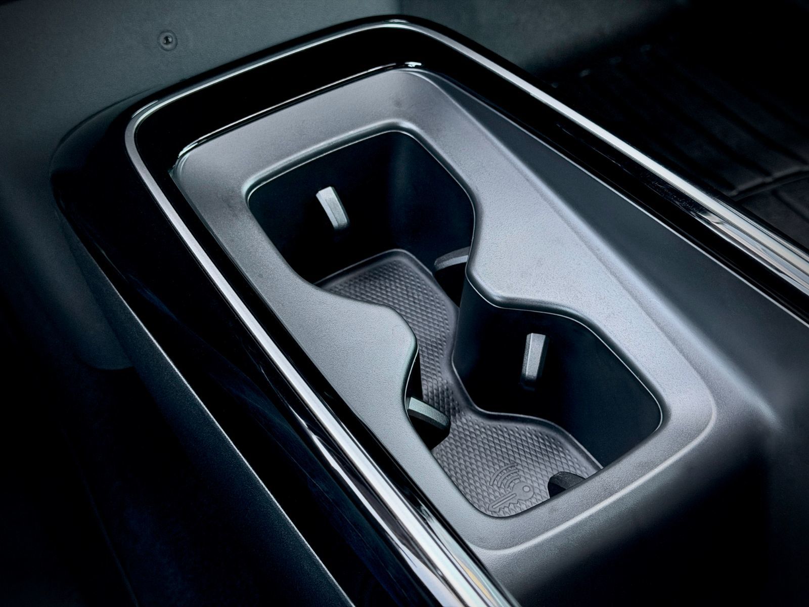 Volkswagen ID.4 Pro S 2025-34