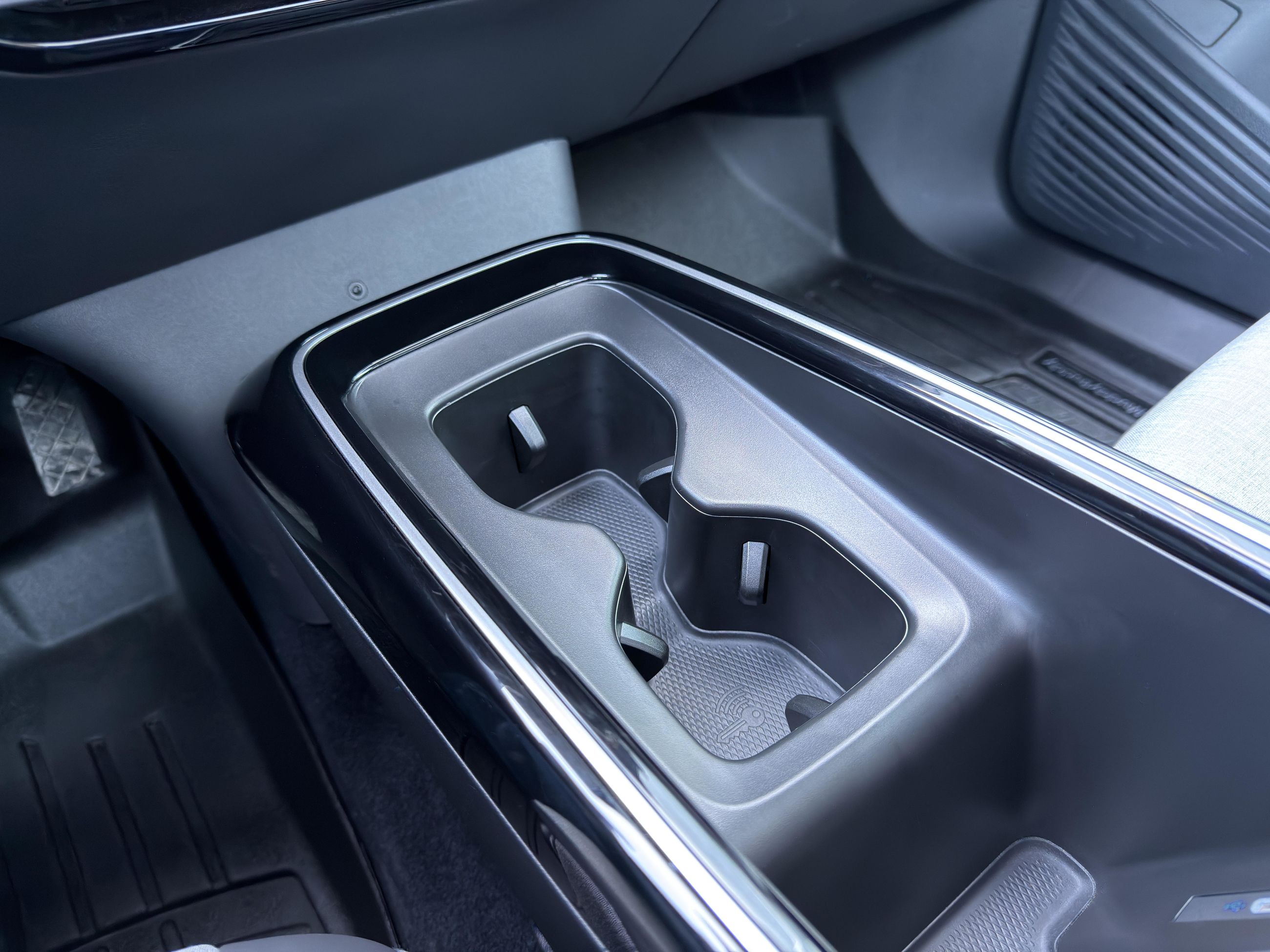 Volkswagen ID.4 Pro 2025-33