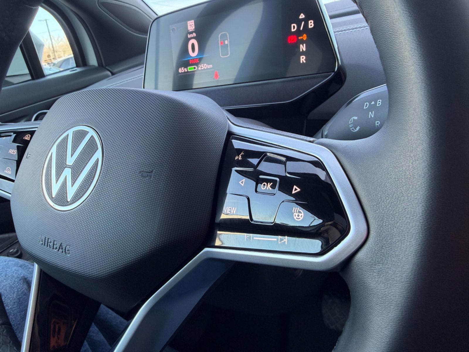 Volkswagen ID.4 Pro 2025-28