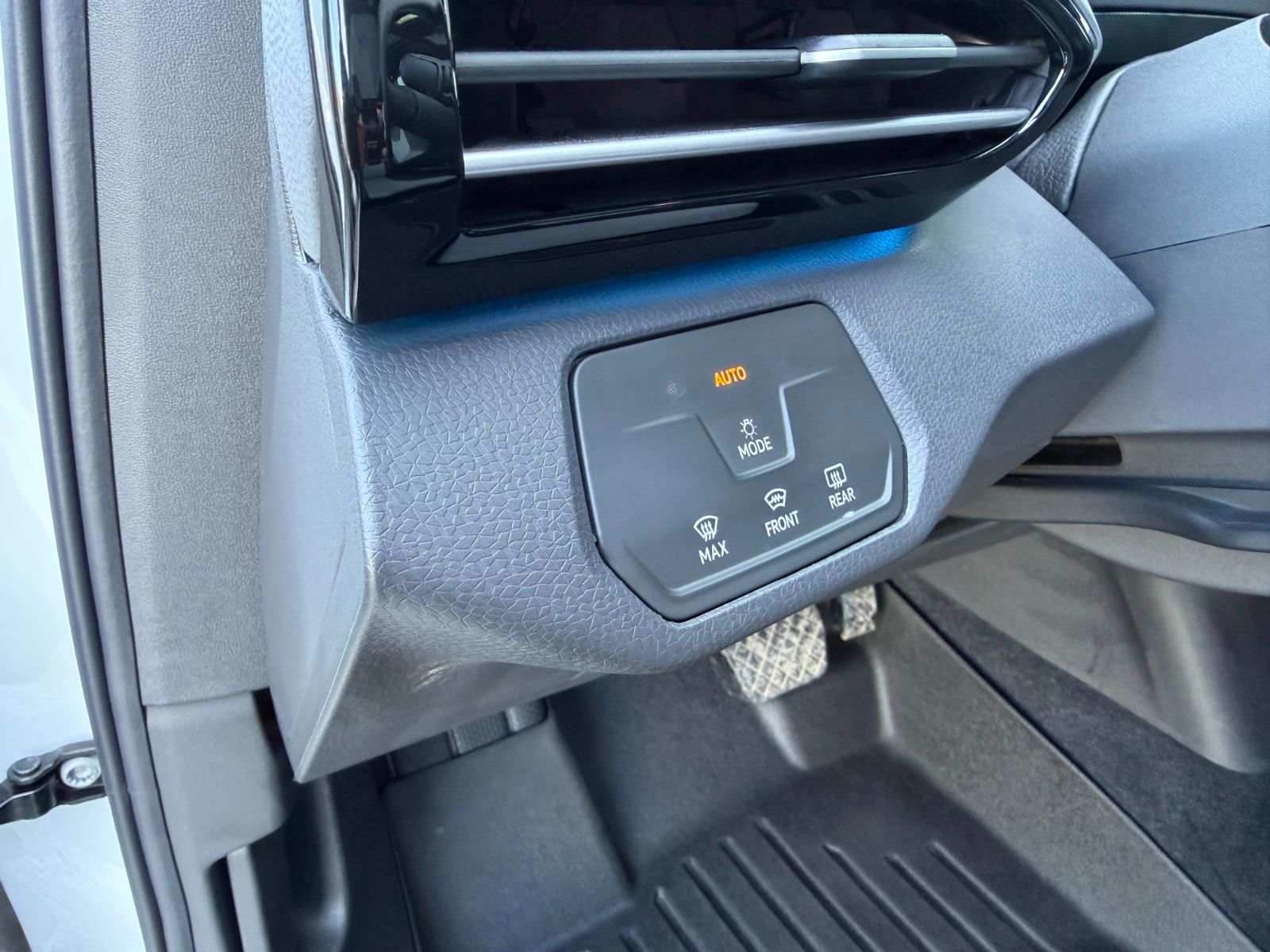 Volkswagen ID.4 Pro 2025-36