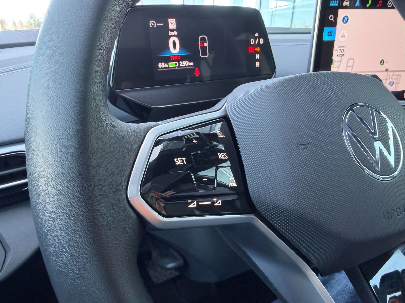 Volkswagen ID.4 Pro 2025-27