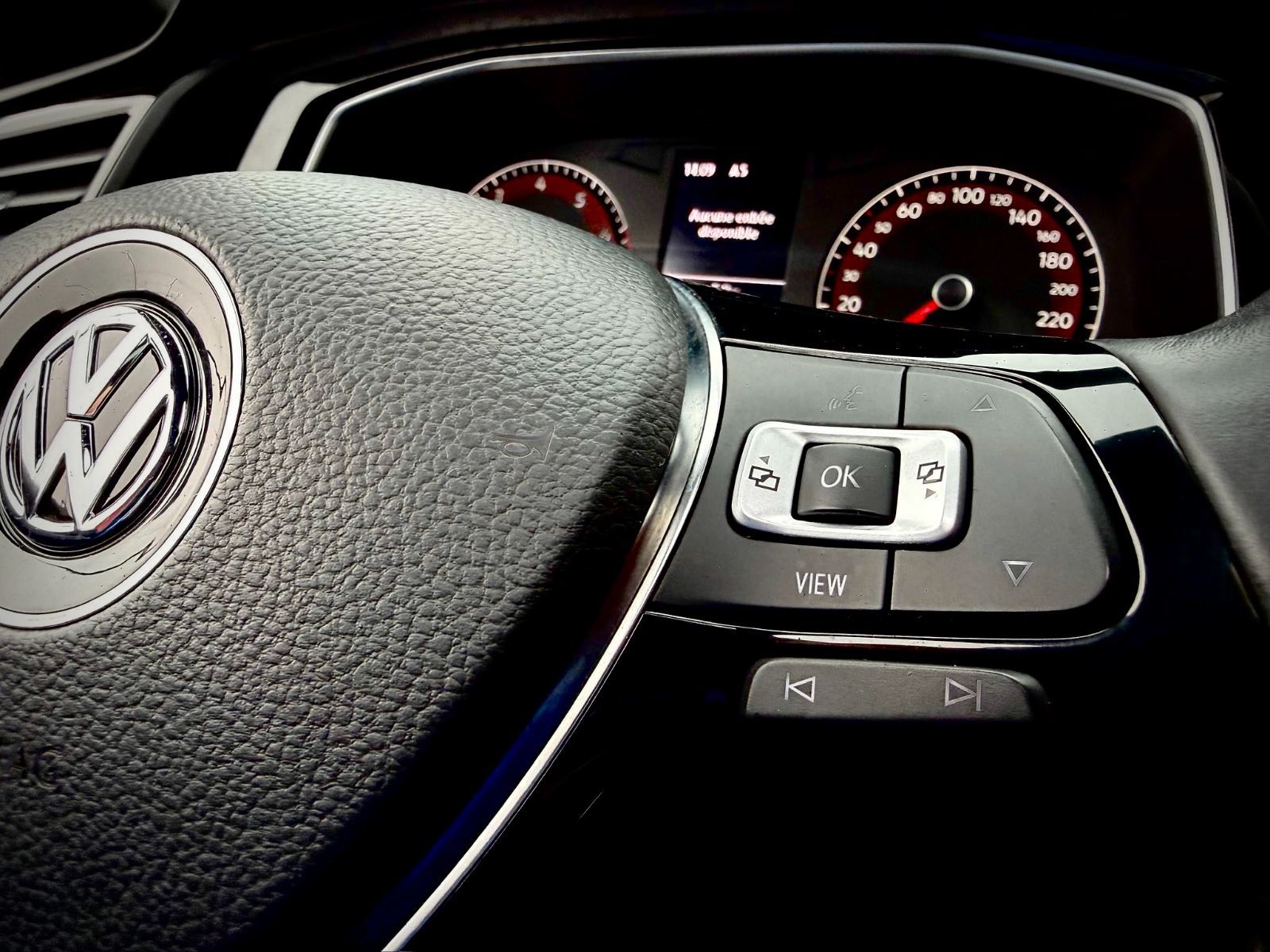 Volkswagen Jetta Highline 2019-26