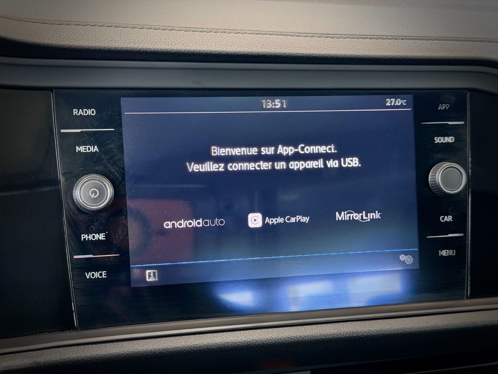 2019 Volkswagen Jetta Highline-25