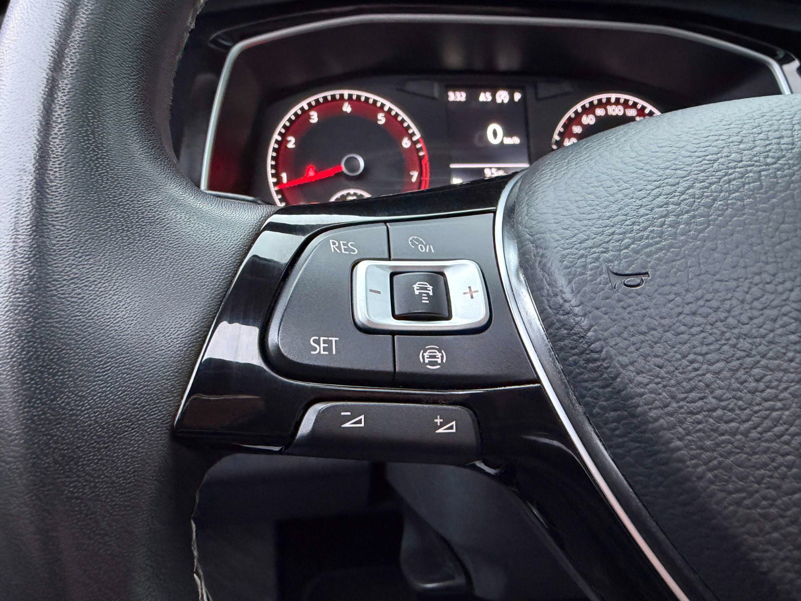 Volkswagen Jetta Highline 2021-23