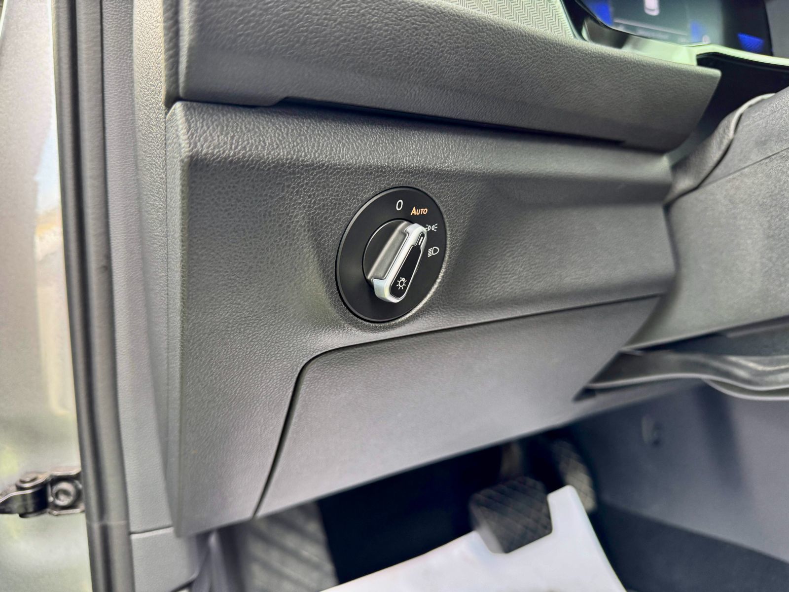 Volkswagen Jetta Trendline 2022-25