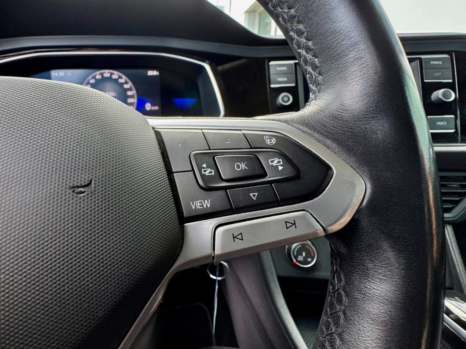 Volkswagen Jetta Trendline 2022-19