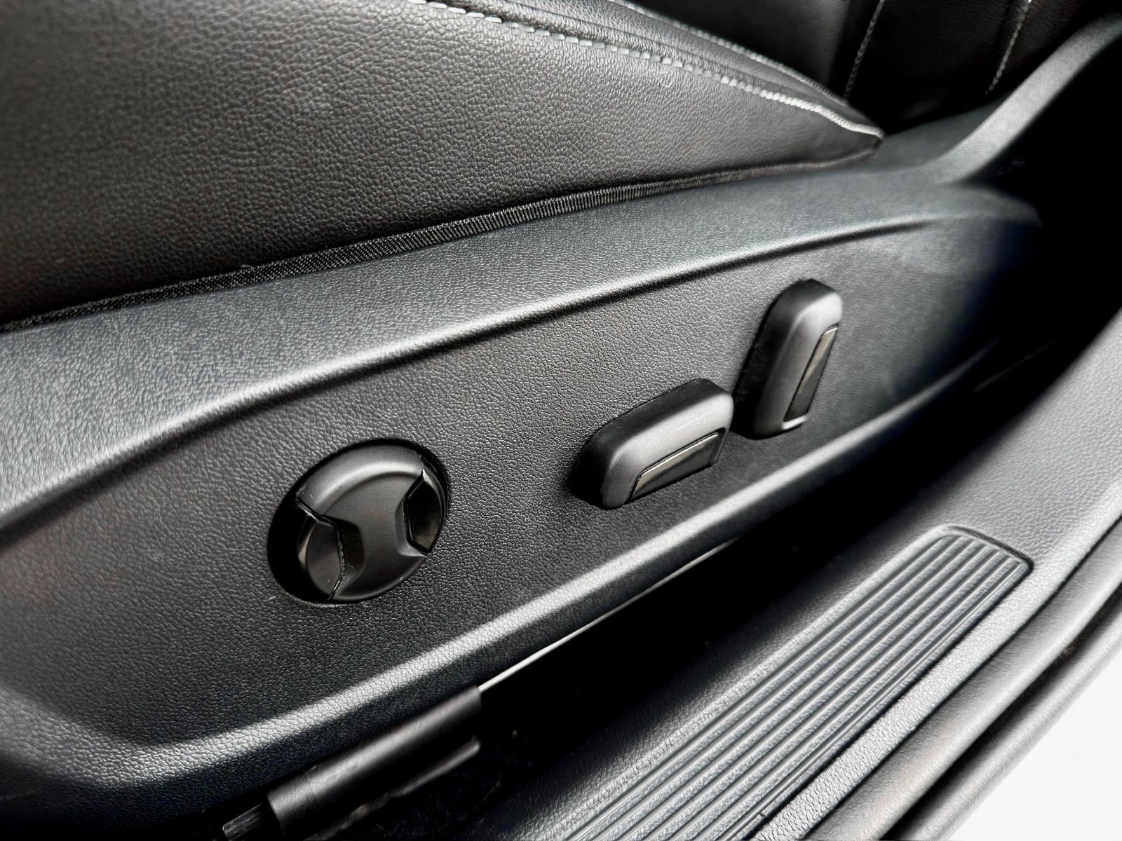 Volkswagen Jetta Comfortline 2022-34