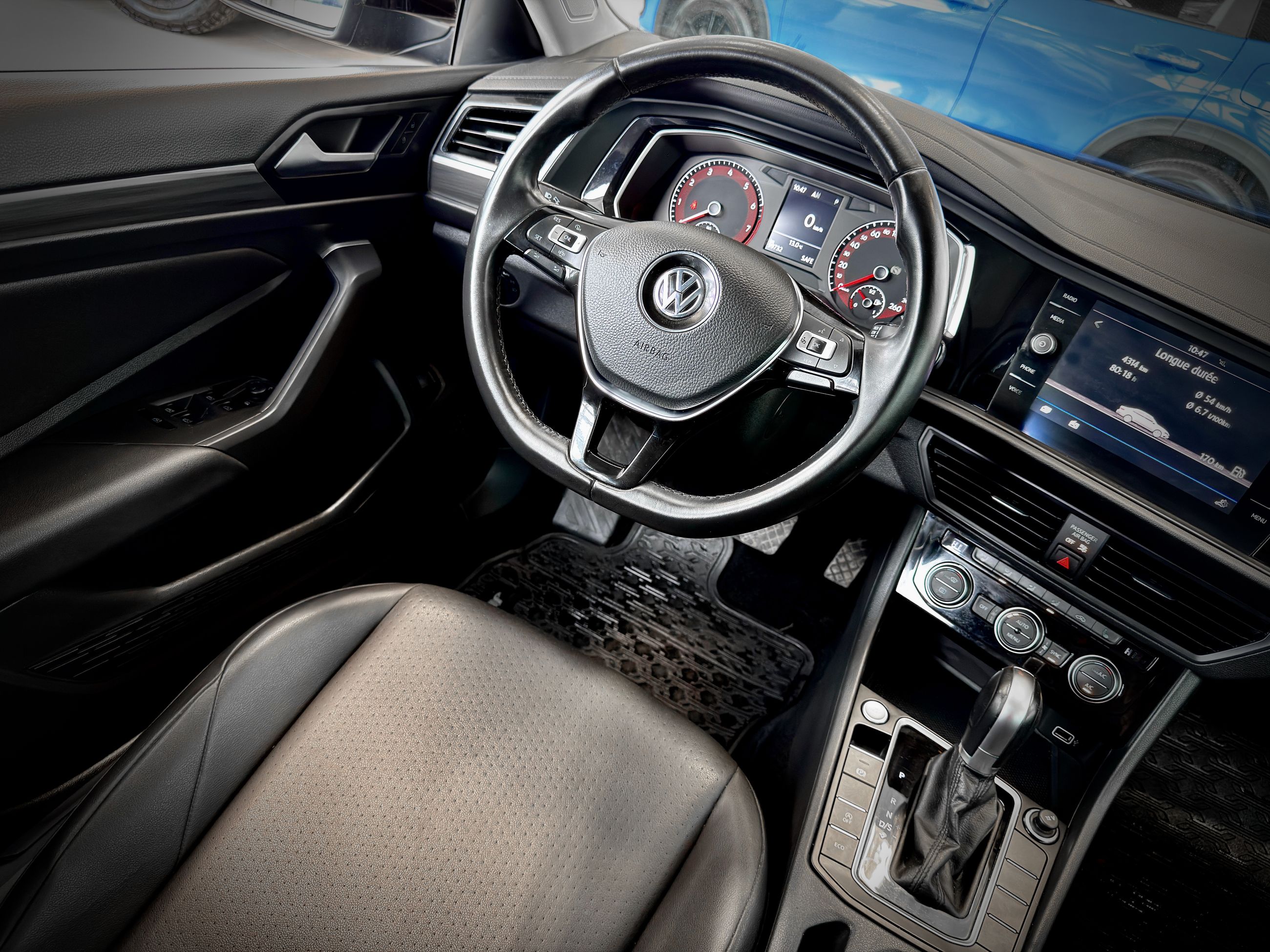 Volkswagen Jetta Comfortline 2025-19