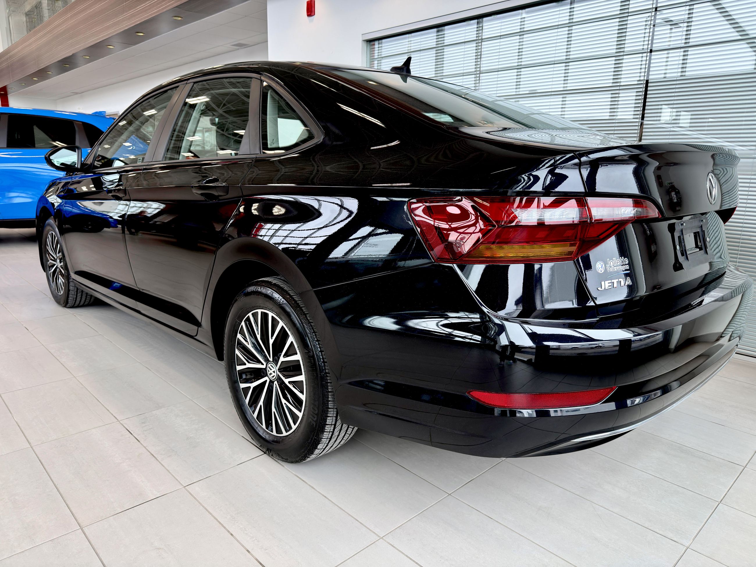 Volkswagen Jetta Comfortline 2025-8