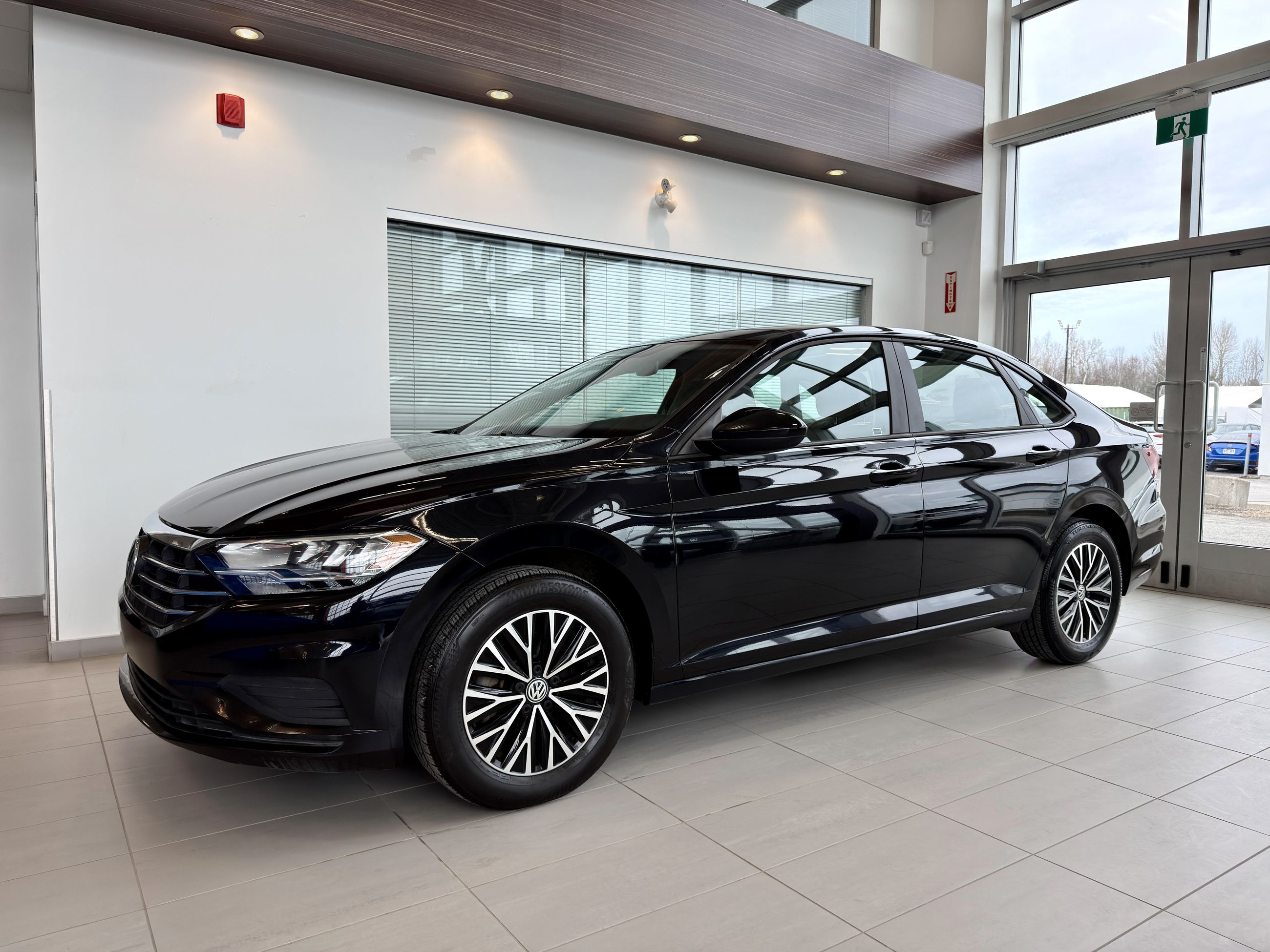 Volkswagen Jetta Comfortline 2025-31