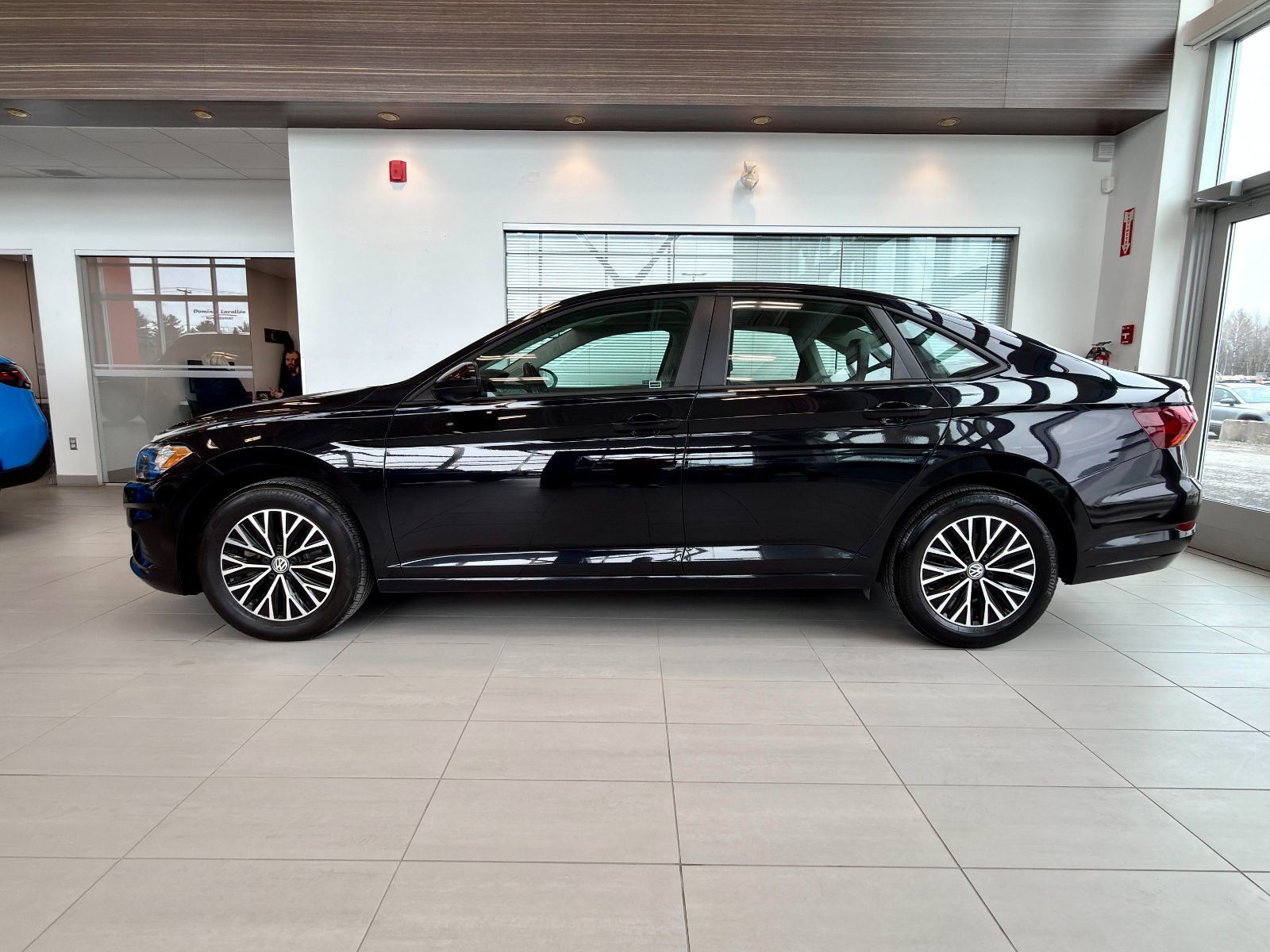 Volkswagen Jetta Comfortline 2025-7