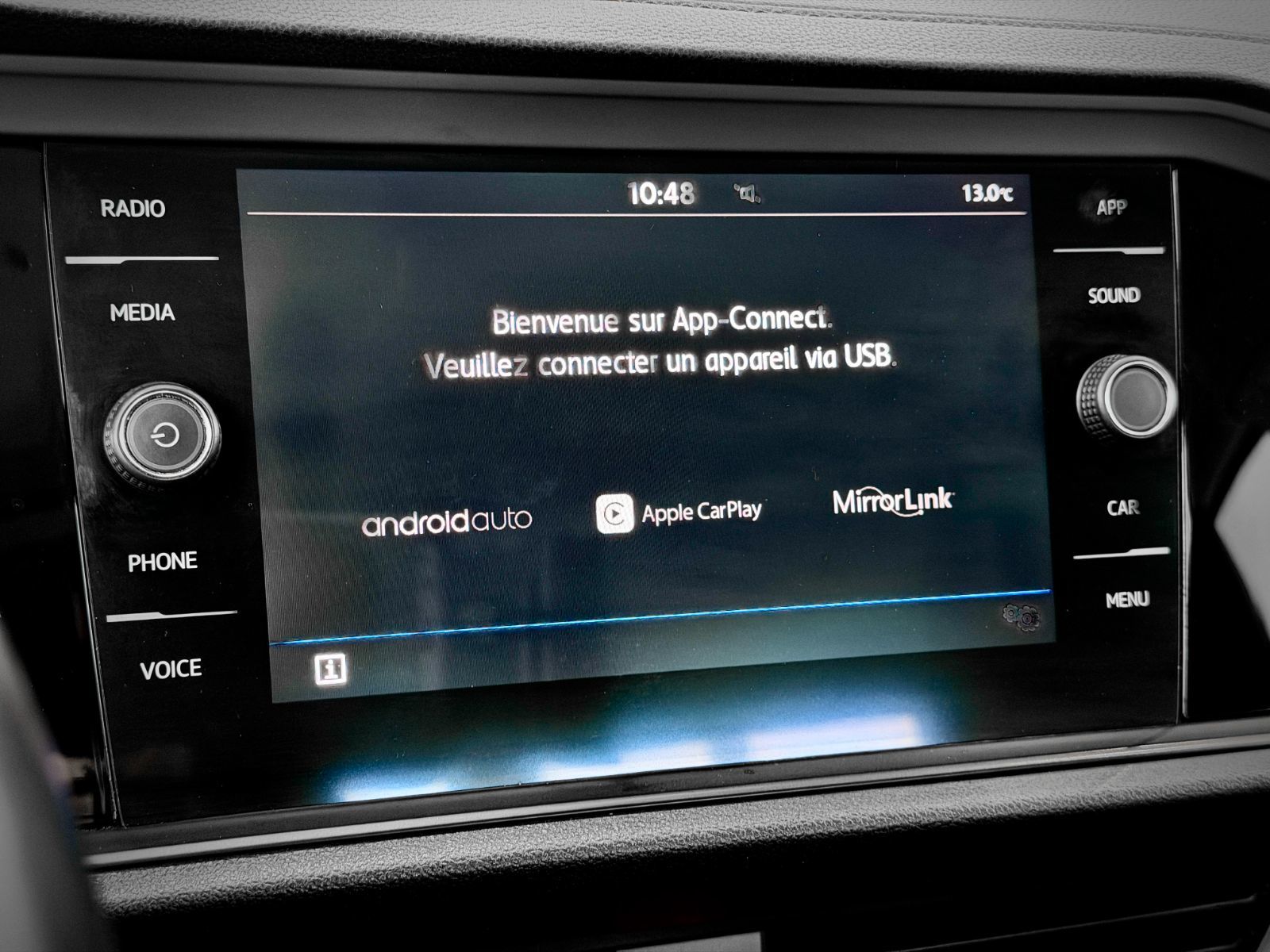 Volkswagen Jetta Comfortline 2025-24