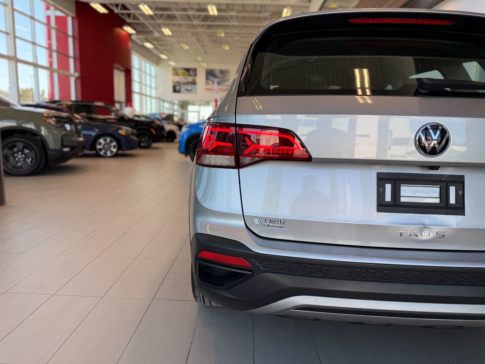 2022 Volkswagen Taos Trendline-12