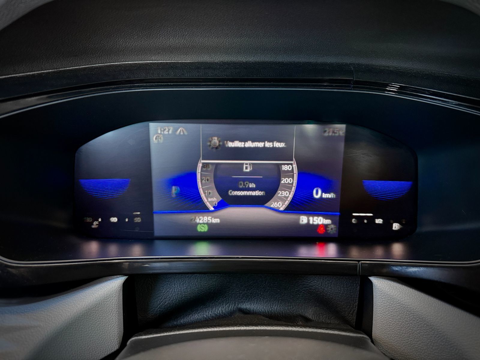 2022 Volkswagen Taos Trendline-27