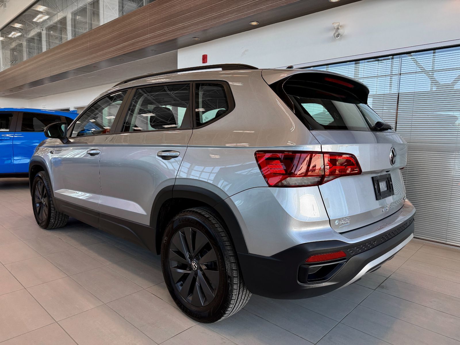 2022 Volkswagen Taos Trendline-10