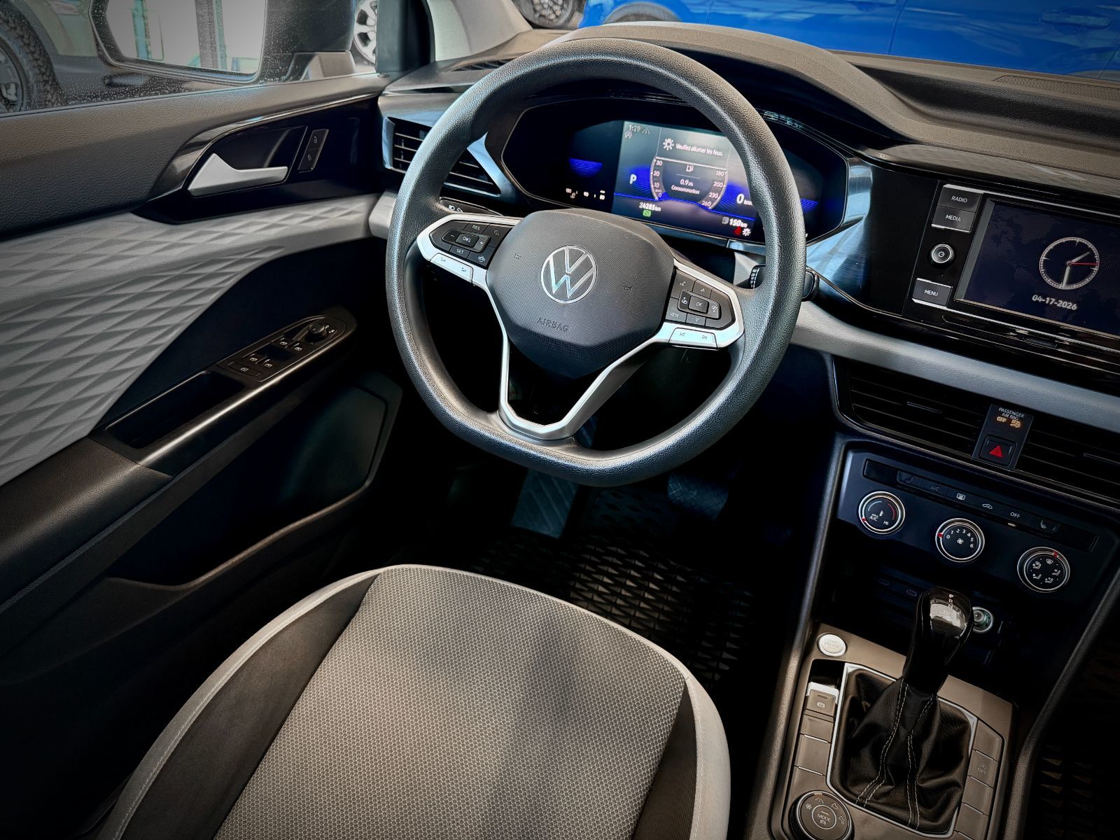 2022 Volkswagen Taos Trendline-22