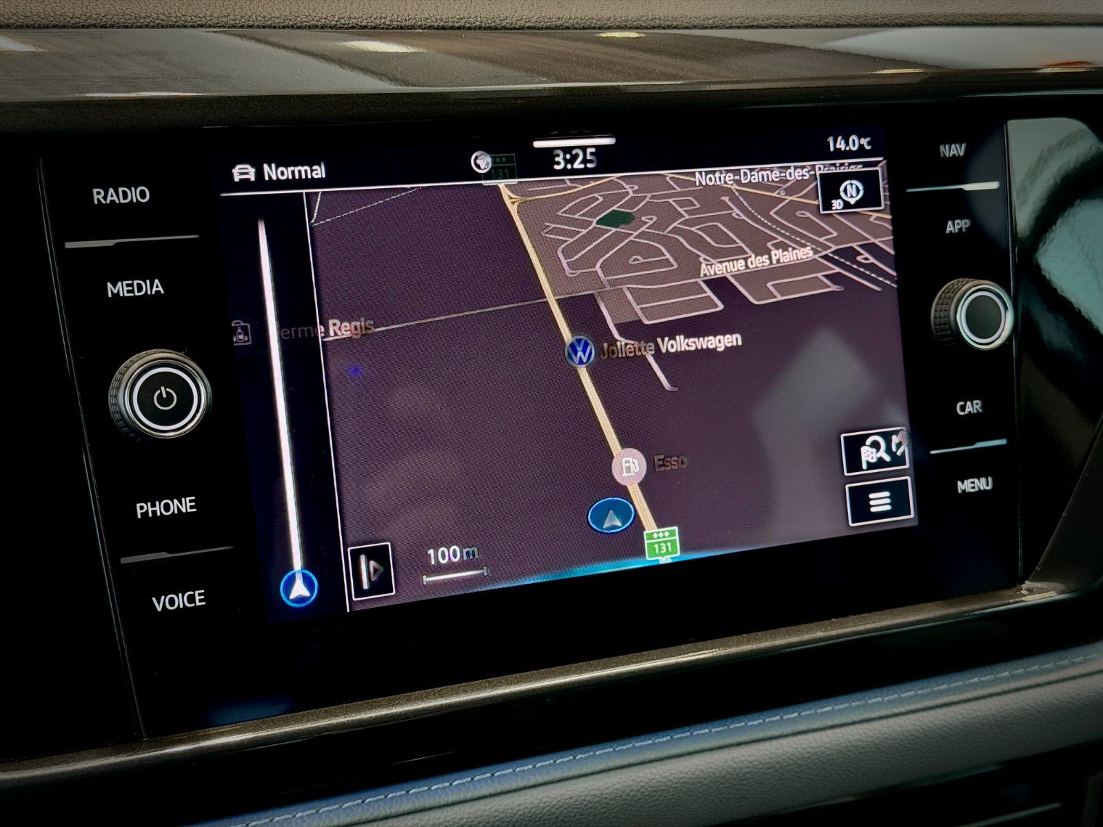 Volkswagen Taos Highline 2023-26