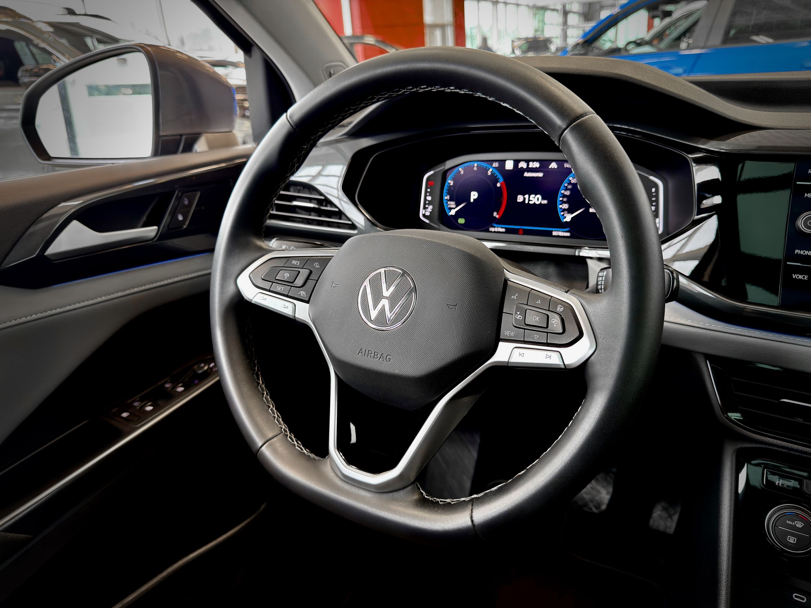 Volkswagen Taos Highline 2023-22
