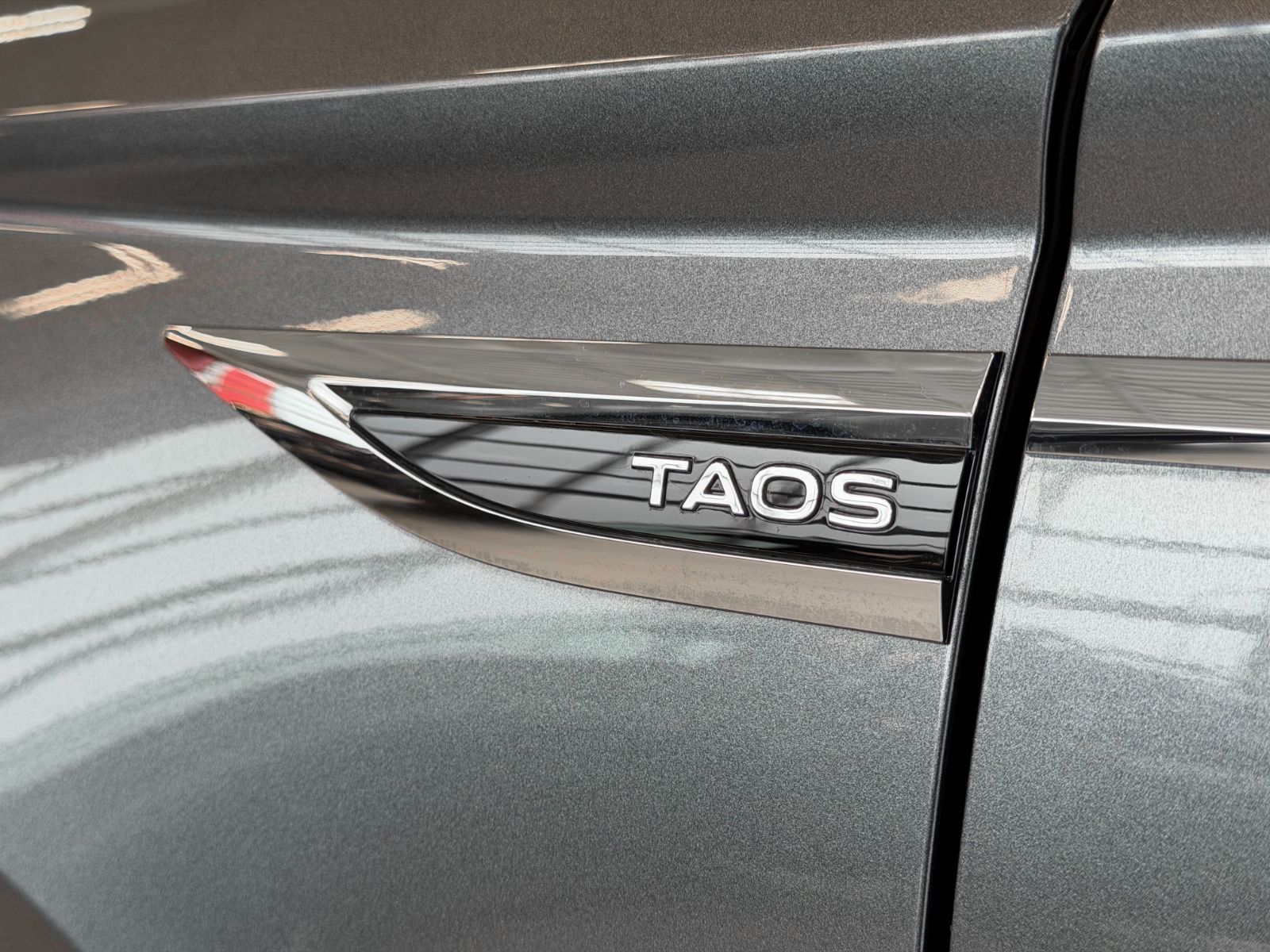 Volkswagen Taos Highline 2023-32