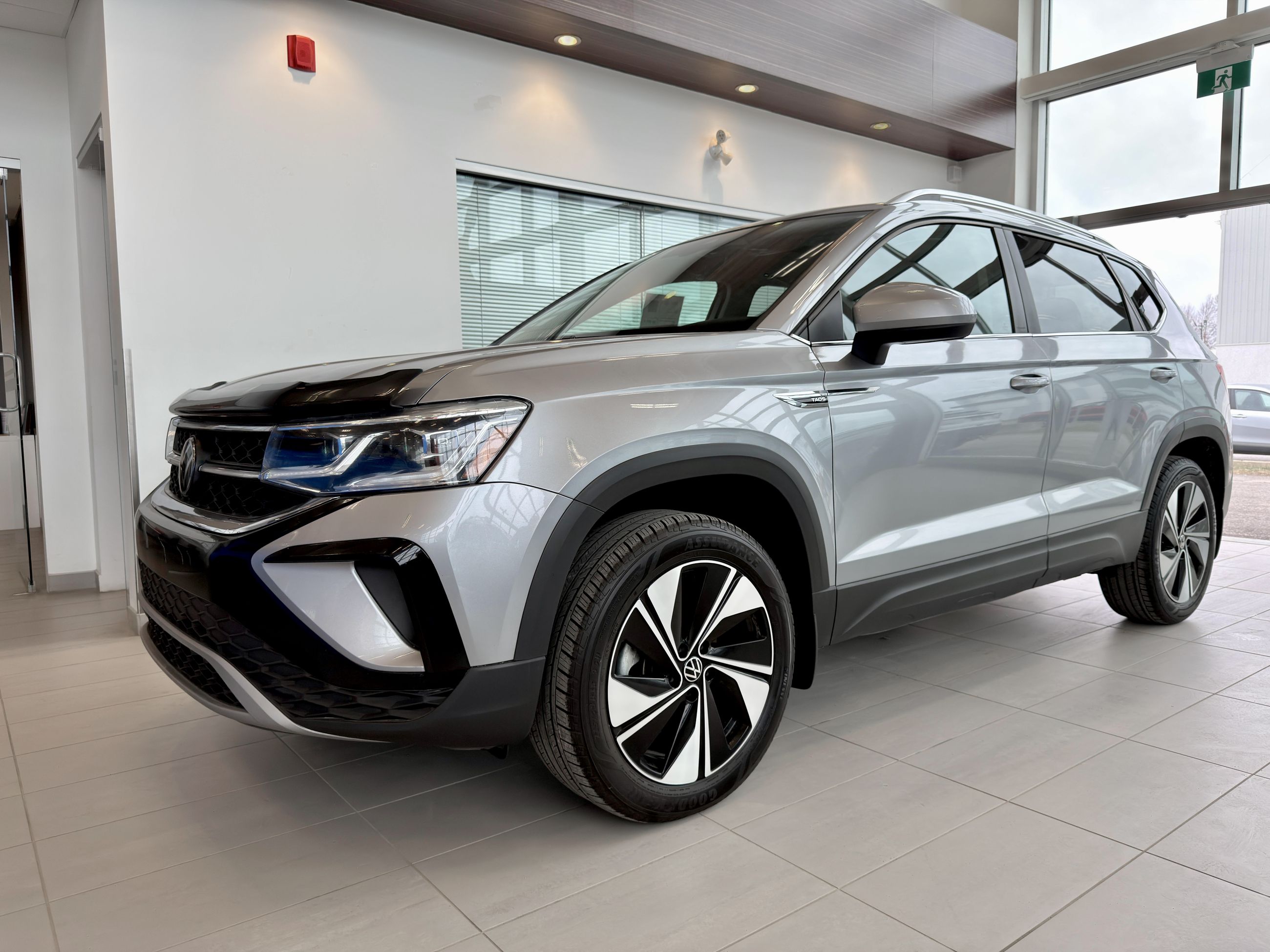 [2023] [Volkswagen] [Taos] [Highline] - [Villeneuve Honda Joliette]