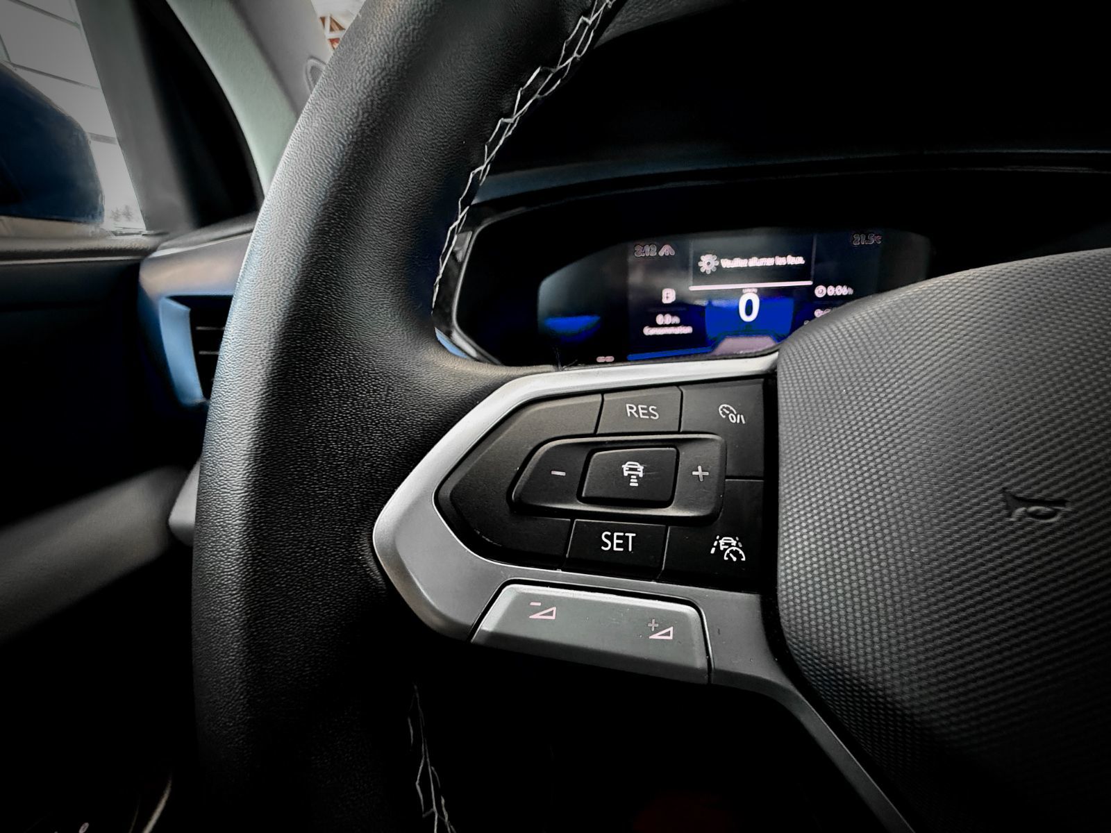 2023 Volkswagen Taos Comfortline-24