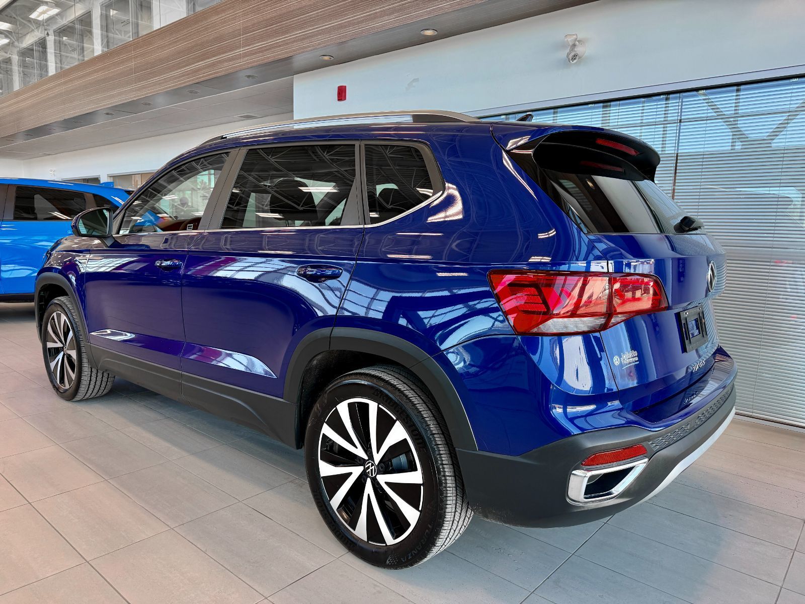 2023 Volkswagen Taos Comfortline-9
