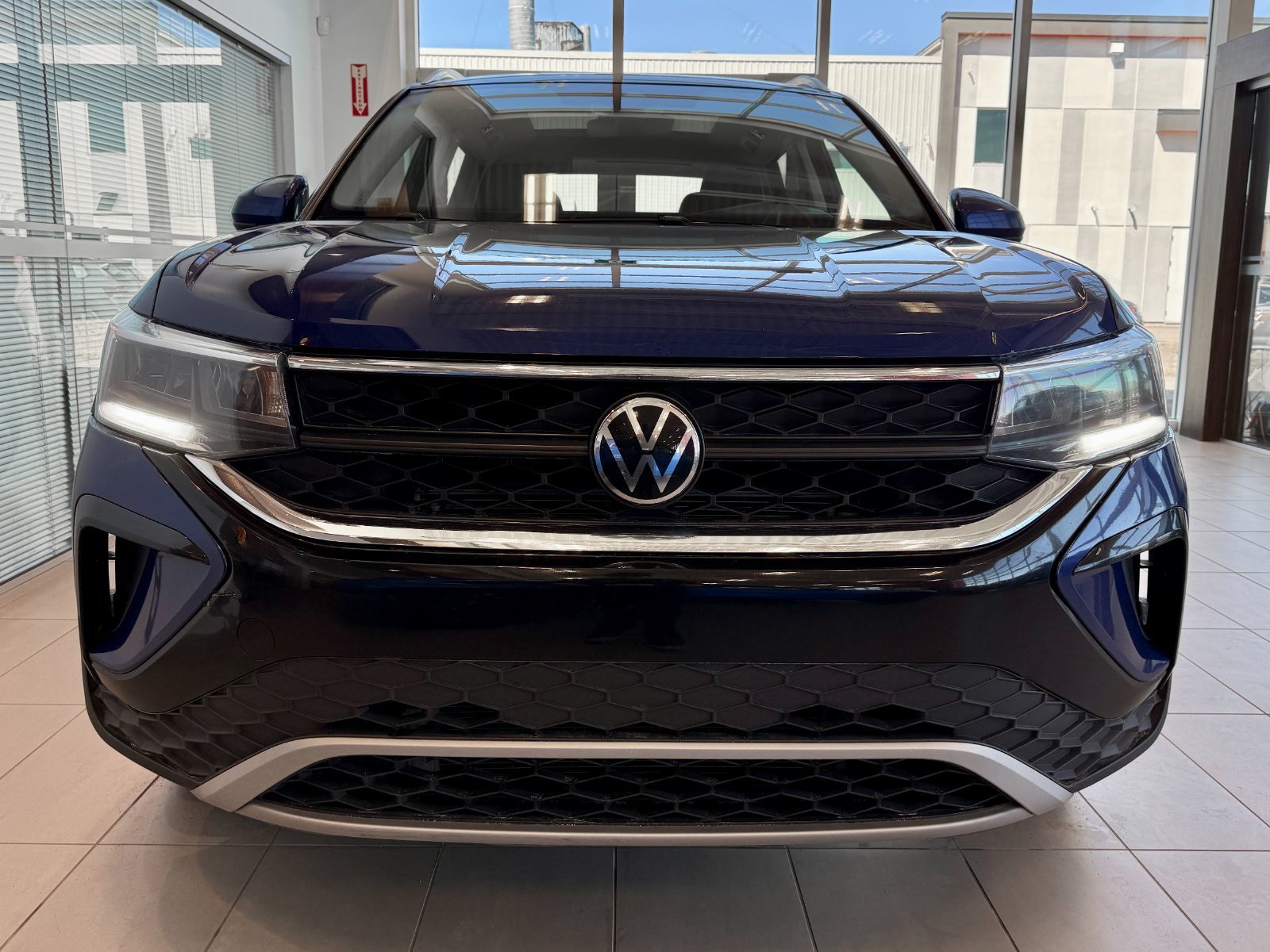 [2023] [Volkswagen] [Taos] [Comfortline] - [Villeneuve Honda Joliette]