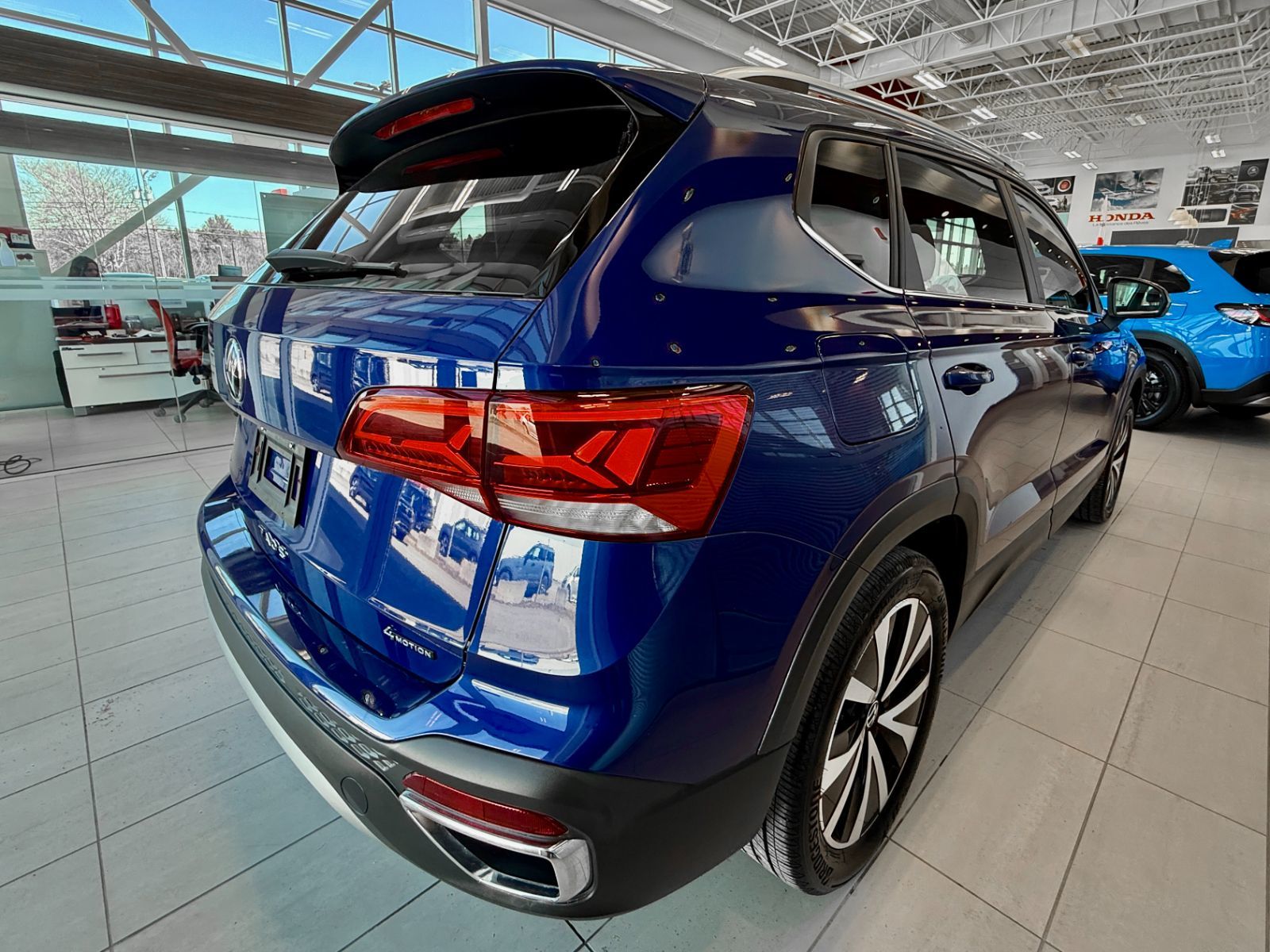 2023 Volkswagen Taos Comfortline-12