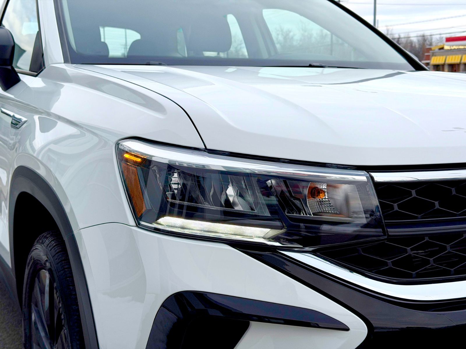 Volkswagen Taos Trendline 2024-3