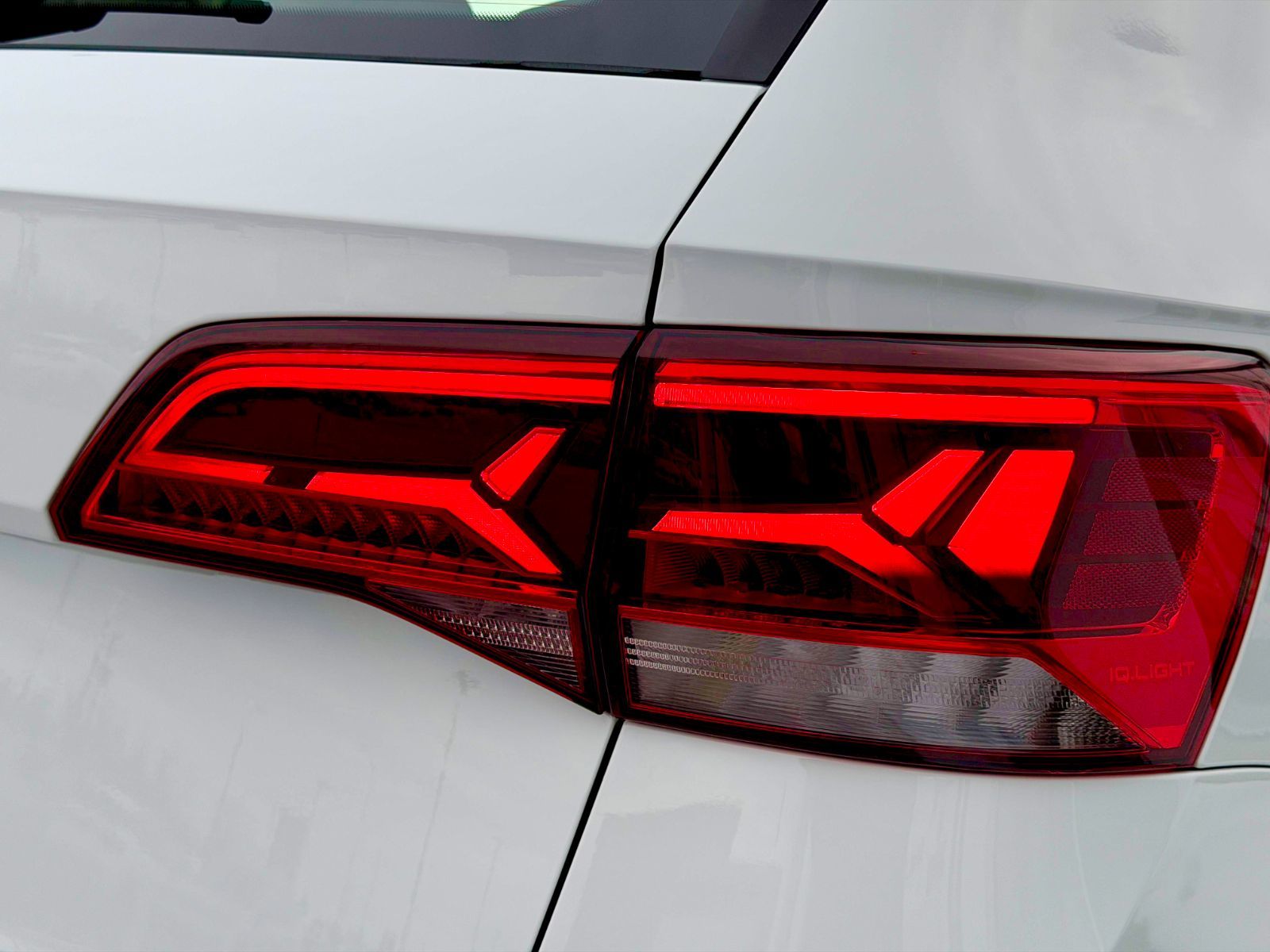 Volkswagen Taos Trendline 2024-9