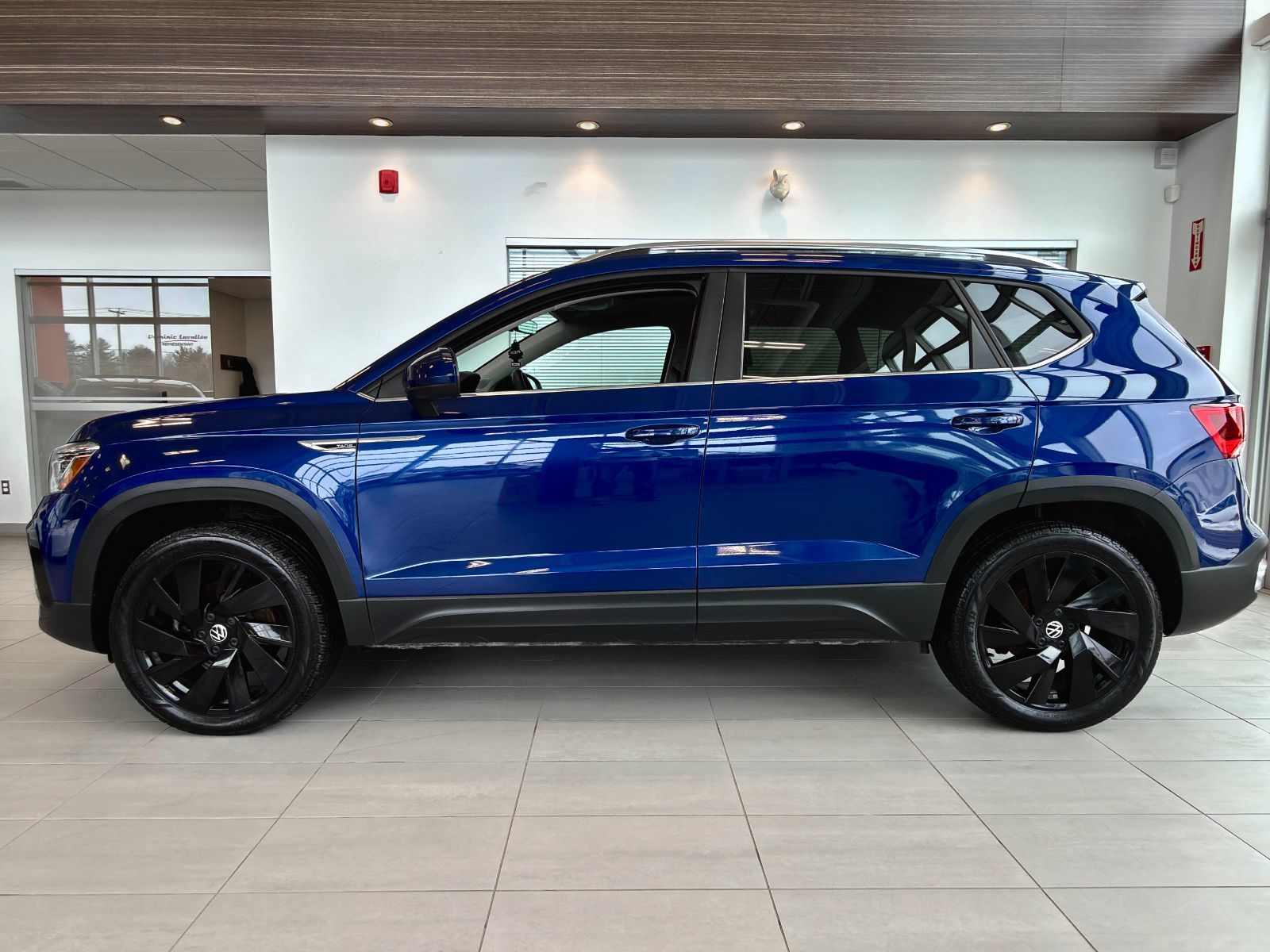 Volkswagen Taos Highline 2024-6