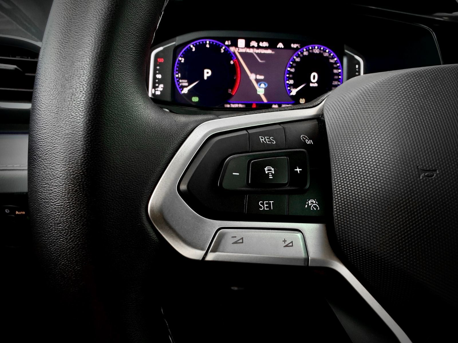 Volkswagen Taos Highline 2024-24