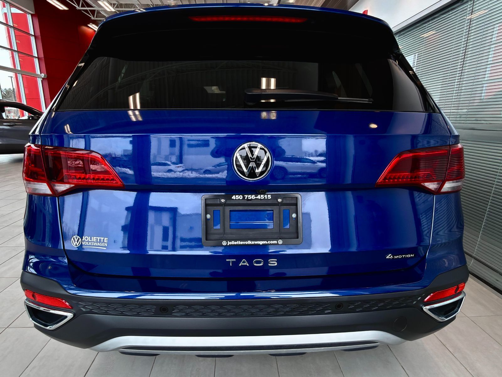 Volkswagen Taos Highline 2024-8