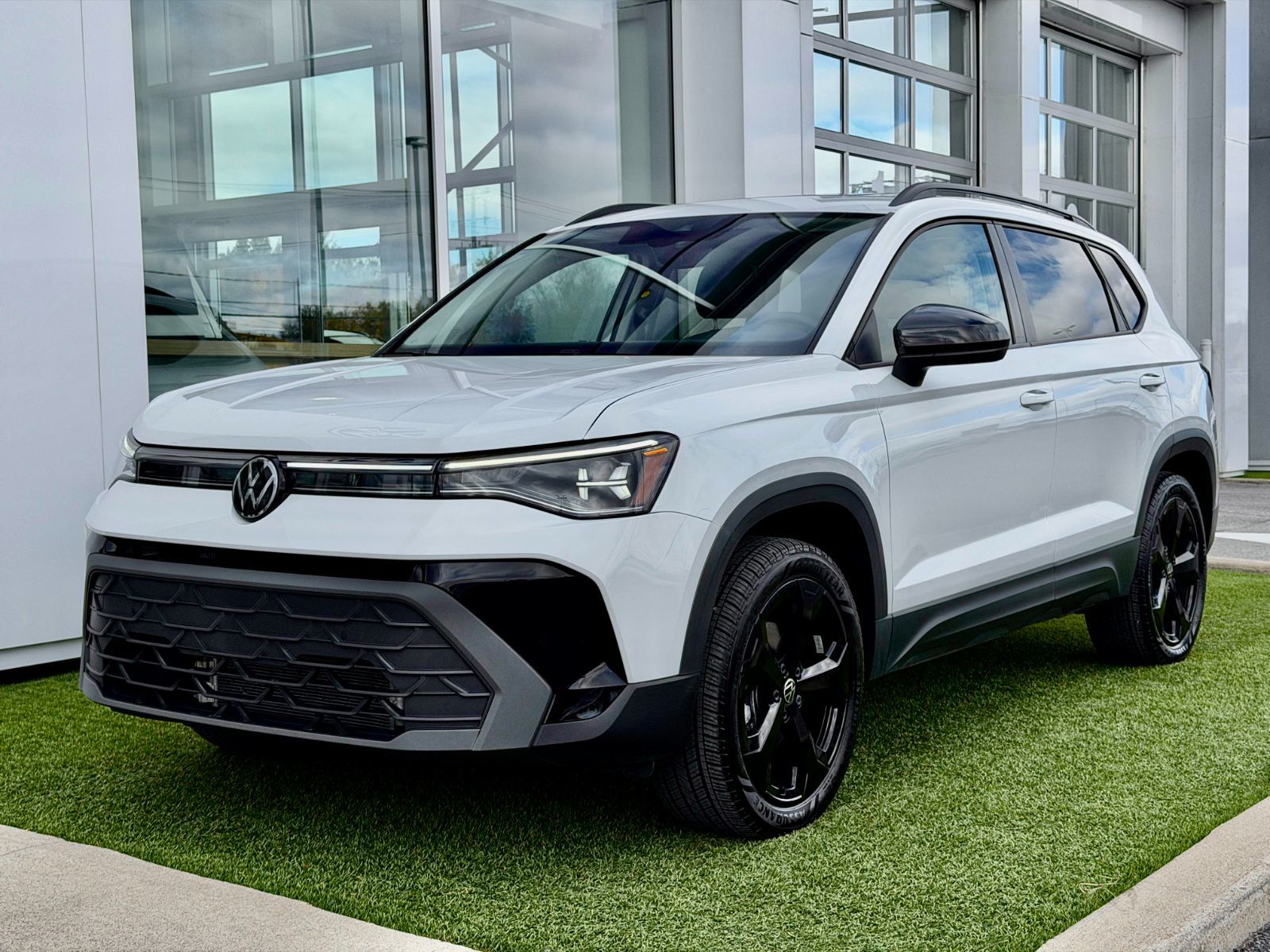 Volkswagen Taos Comfortline Black Edition 2025-1