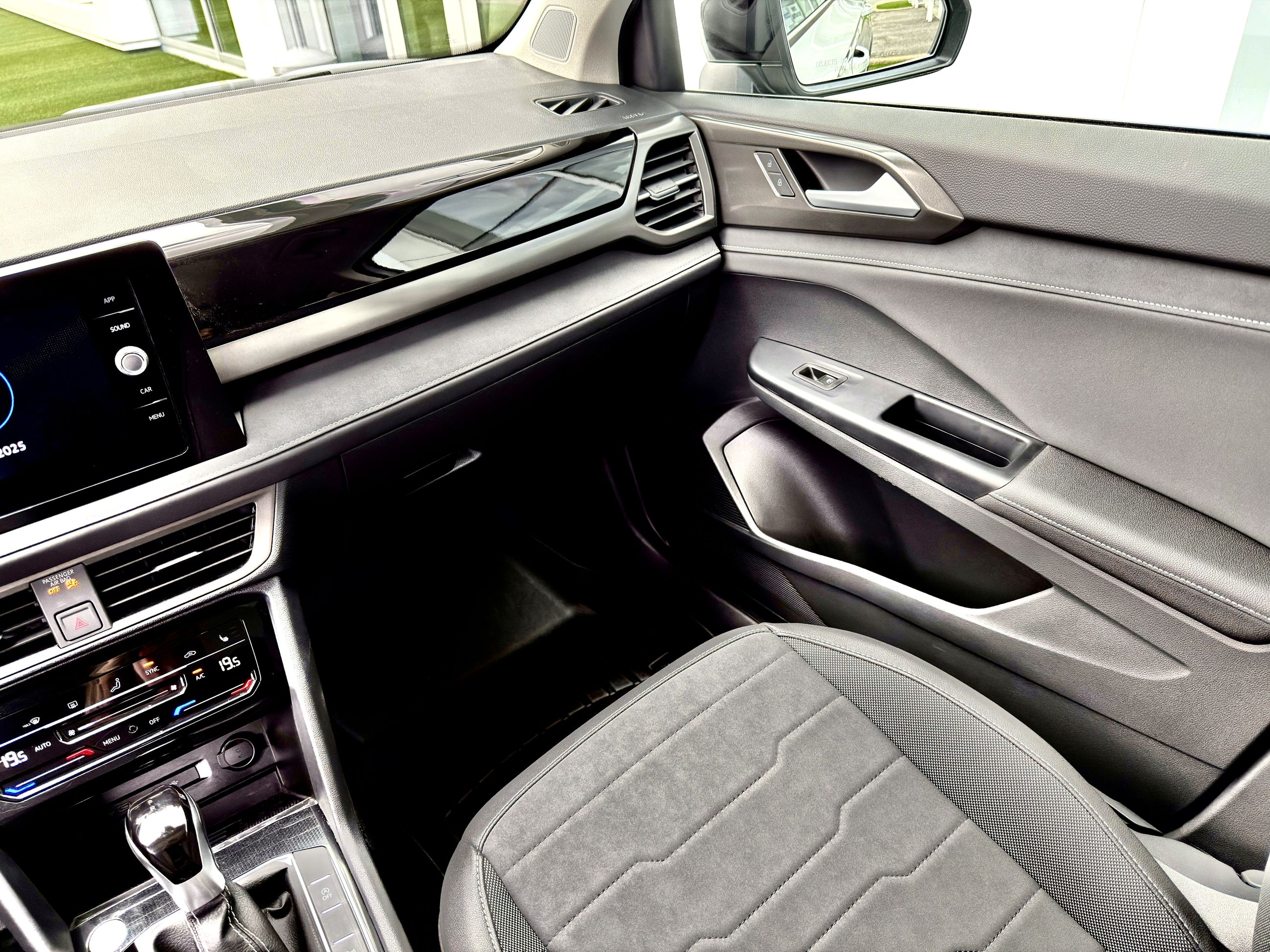 Volkswagen Taos Comfortline Black Edition 2025-21