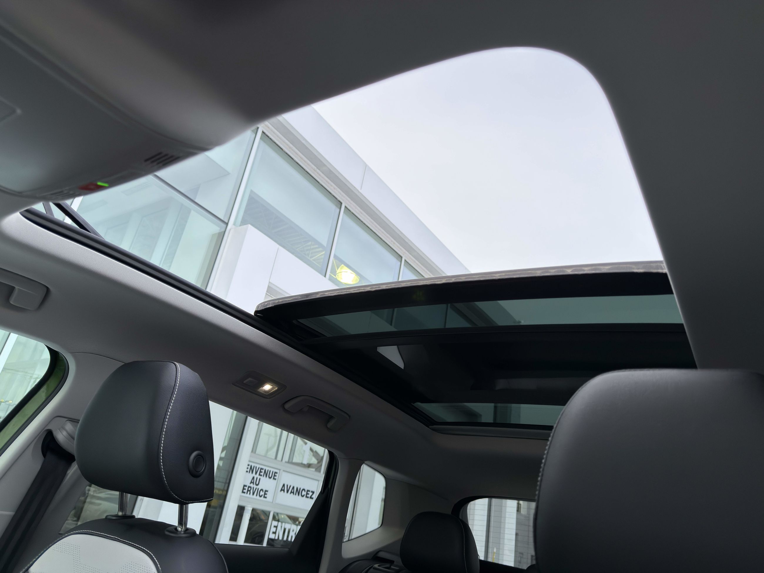 Volkswagen Taos Highline 2025-11